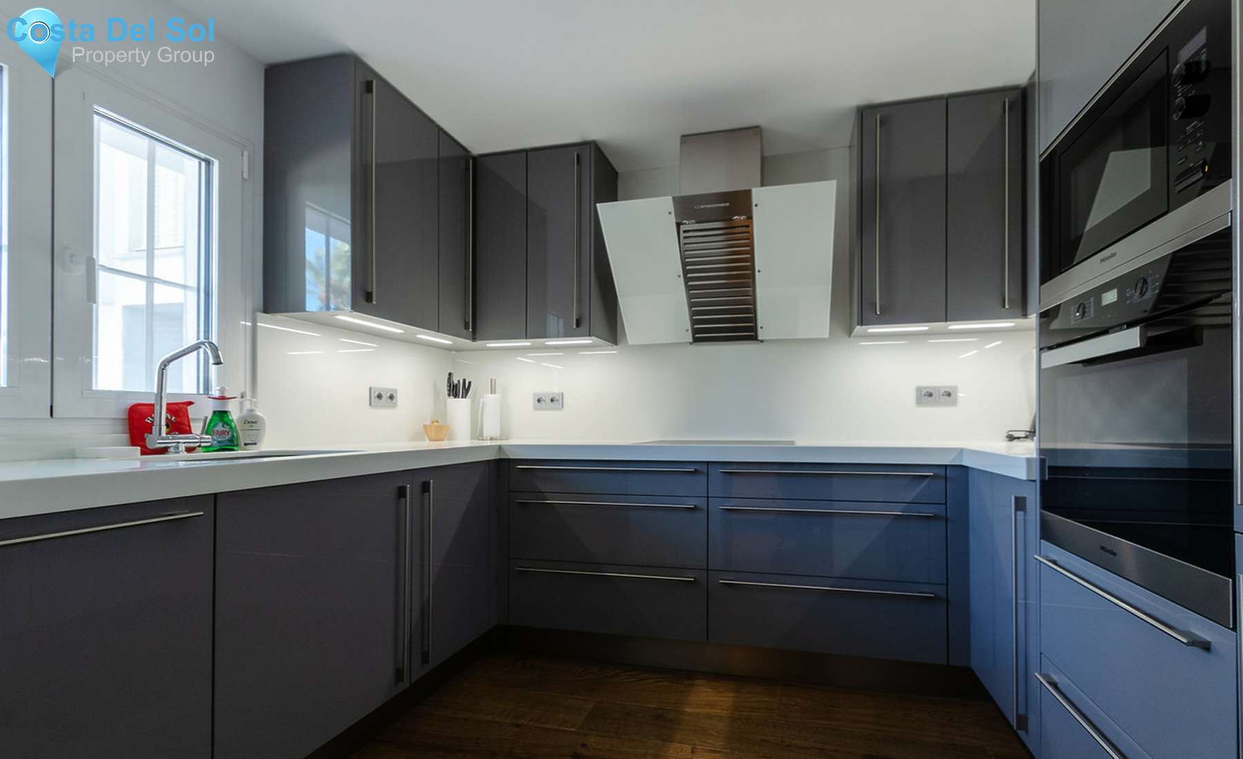 Townhouse in Nueva Andalucía-722670