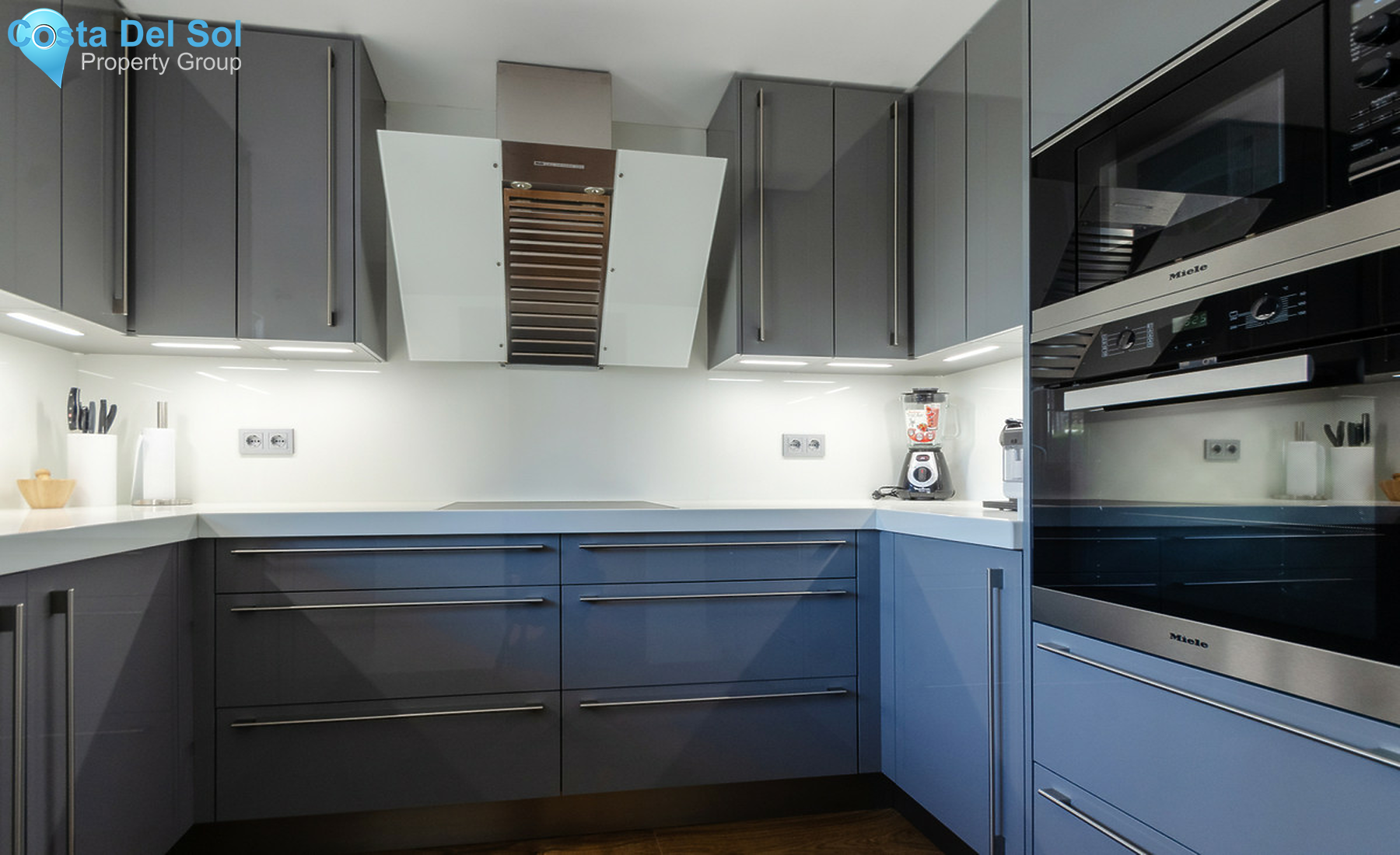 Townhouse in Nueva Andalucía-722671