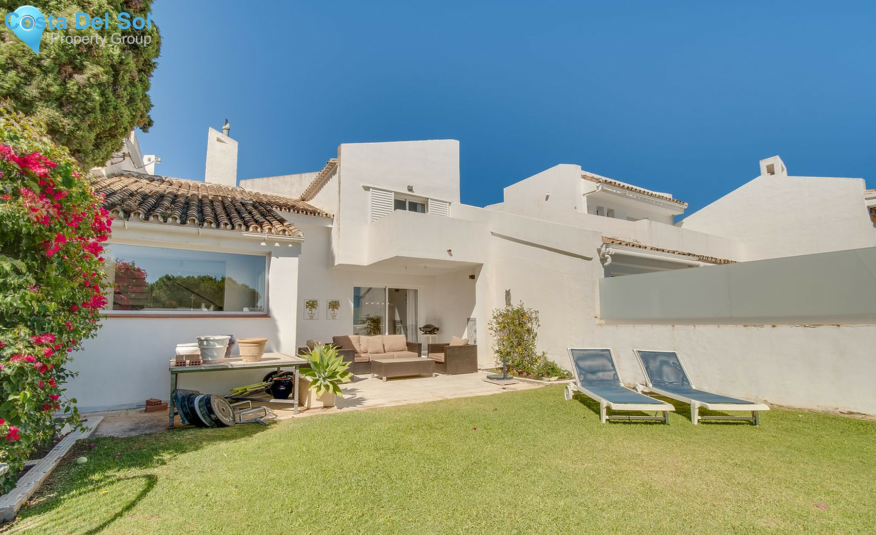 Townhouse in Nueva Andalucía-1241718