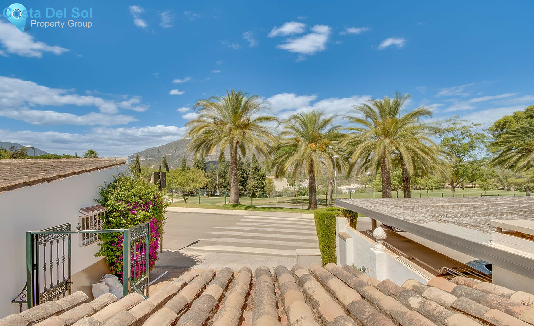 Townhouse in Nueva Andalucía-1241721