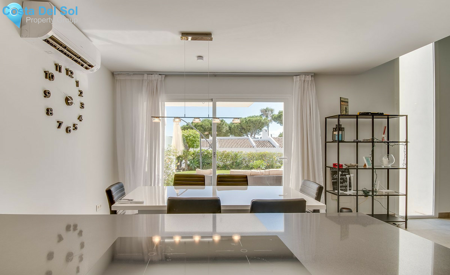 Townhouse in Nueva Andalucía-1241724