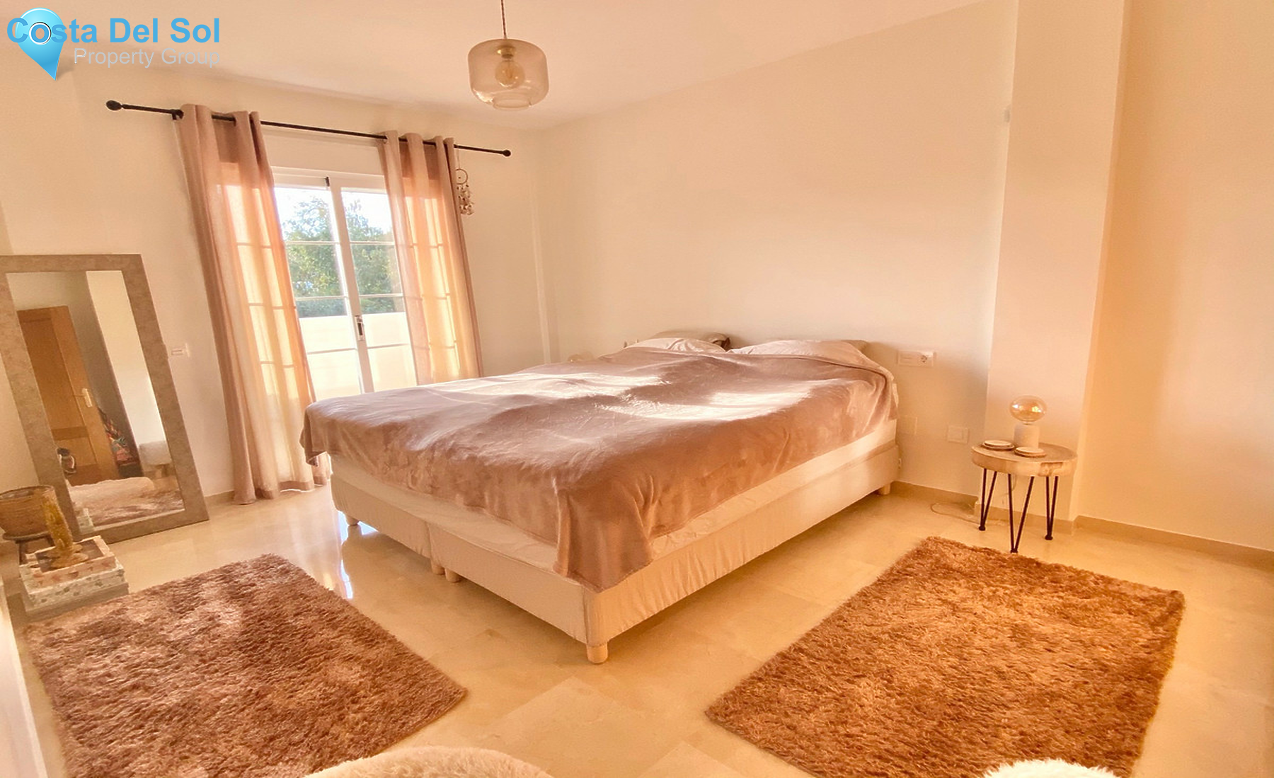 Townhouse in Nueva Andalucía-1306421