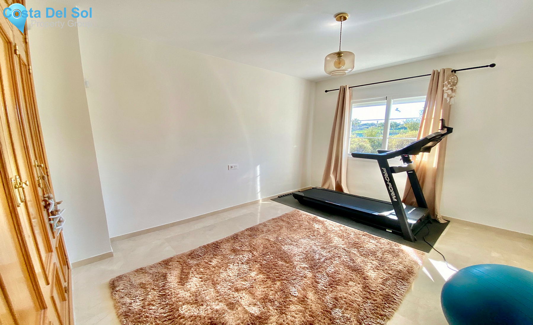 Townhouse in Nueva Andalucía-1306426