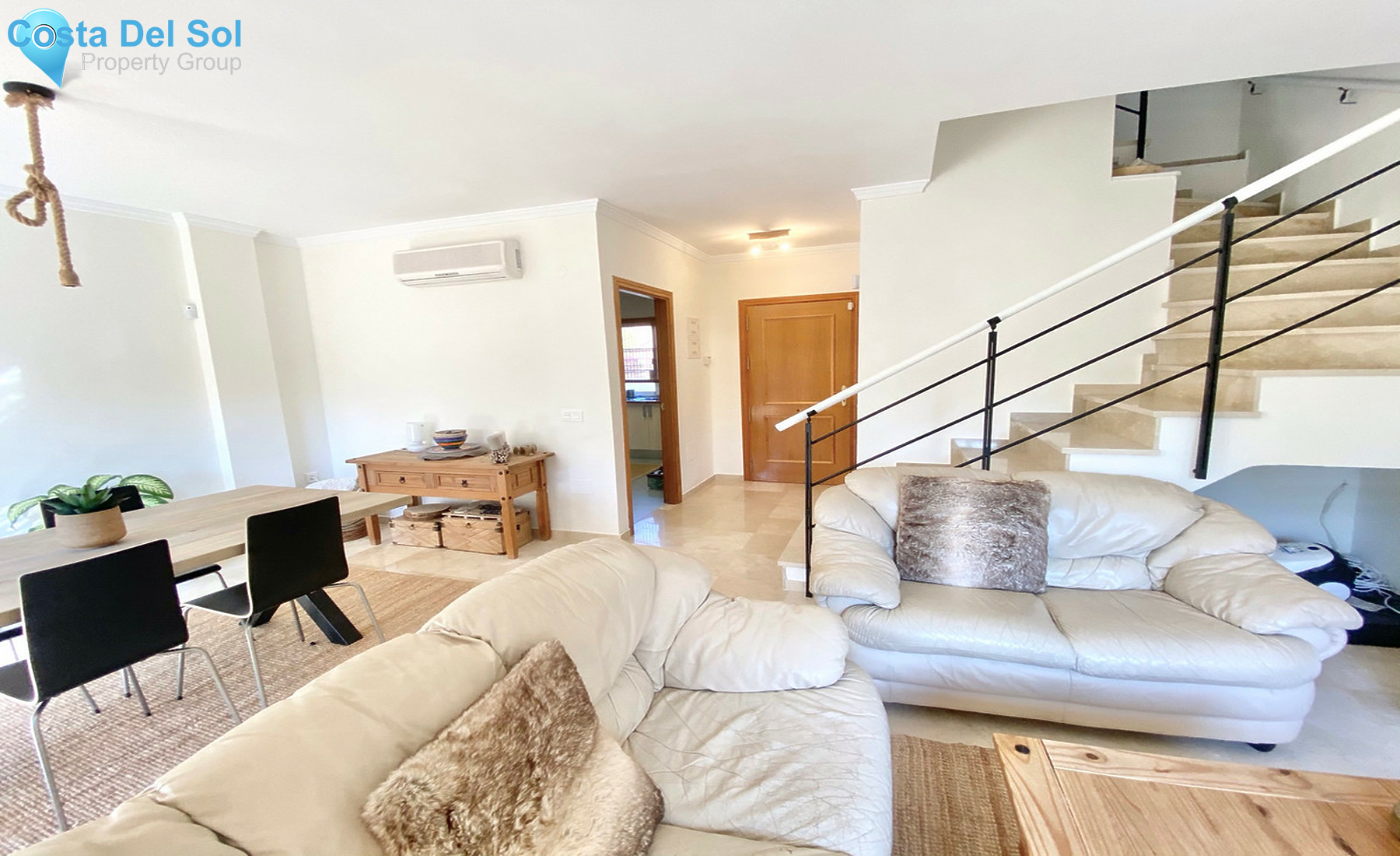 Townhouse in Nueva Andalucía-1306415