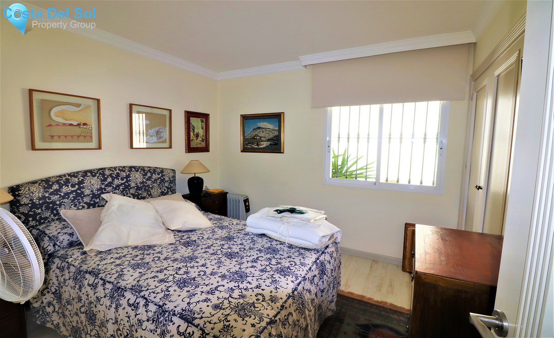 Townhouse in Nueva Andalucía-1309030