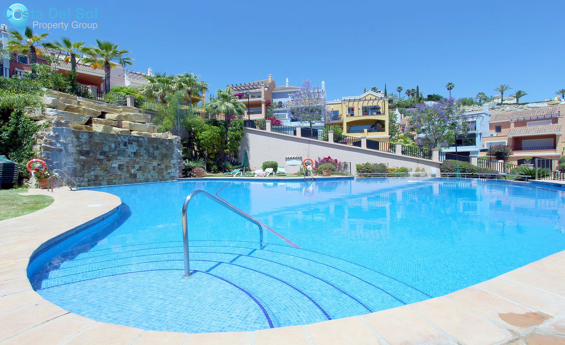 Townhouse in Nueva Andalucía-1361925