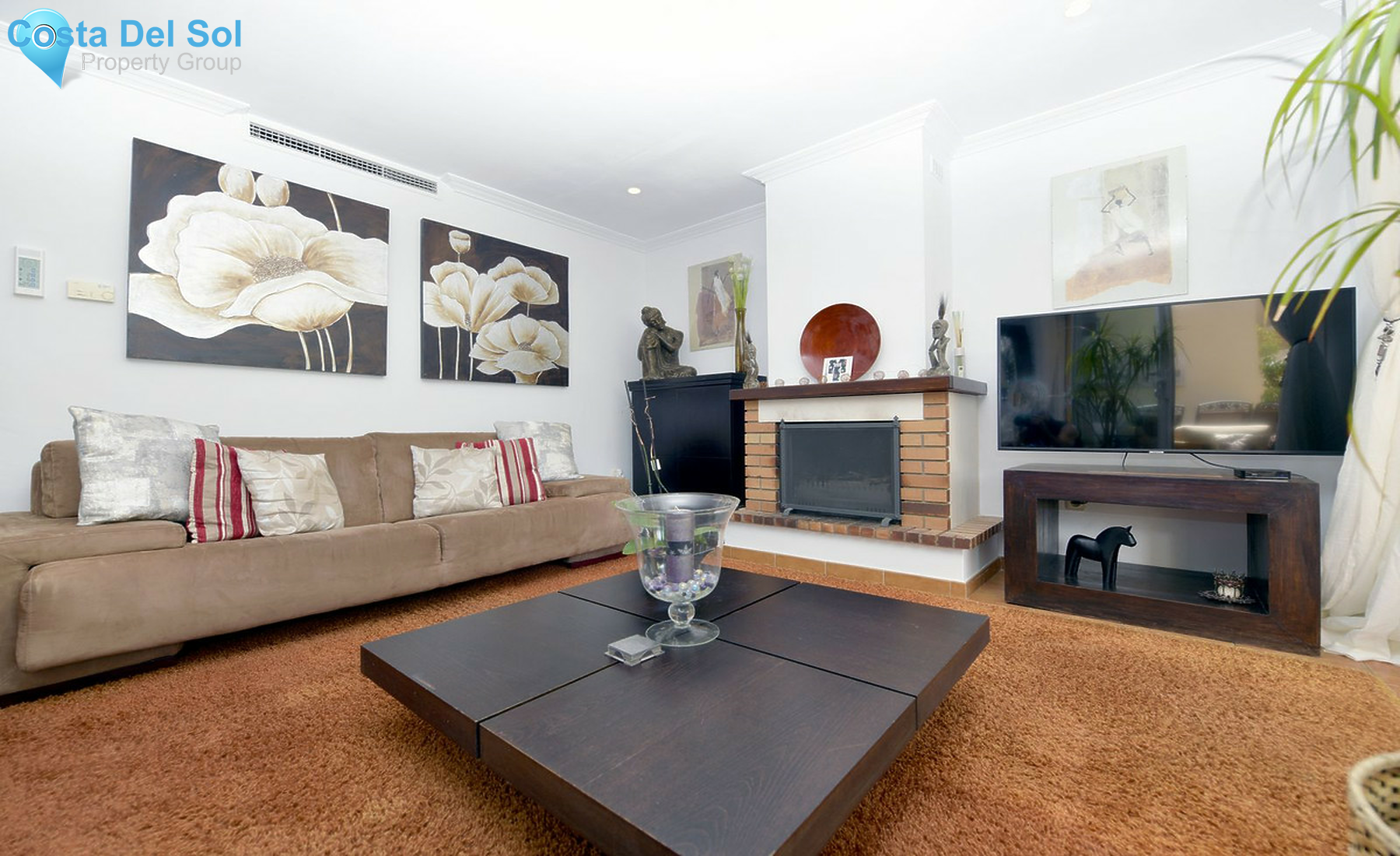 Townhouse in Nueva Andalucía-1361941