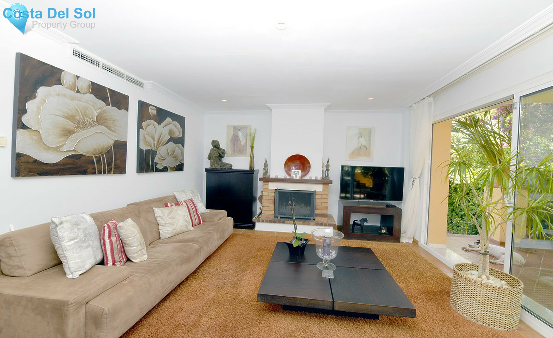 Townhouse in Nueva Andalucía-1361943