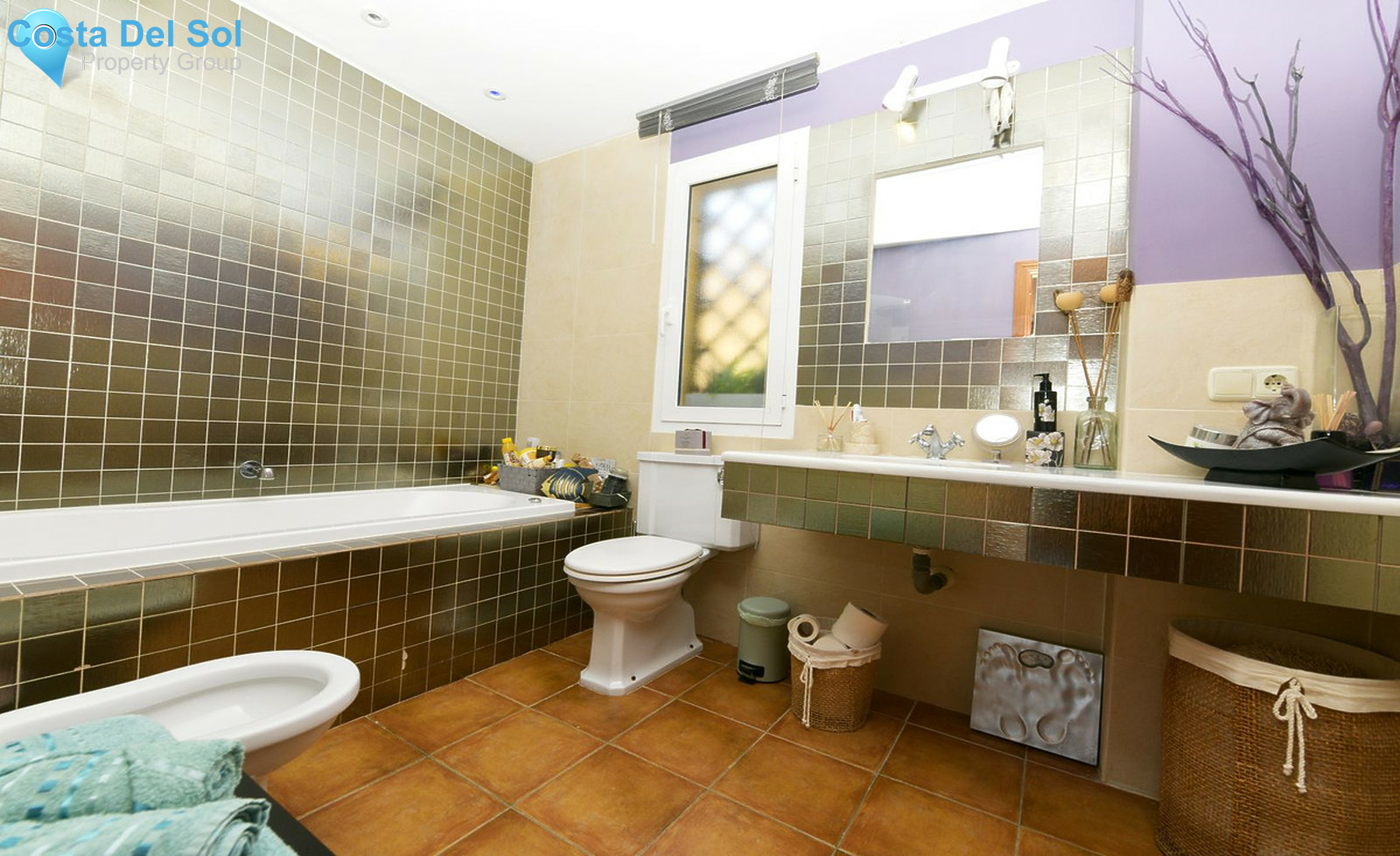 Townhouse in Nueva Andalucía-1361927