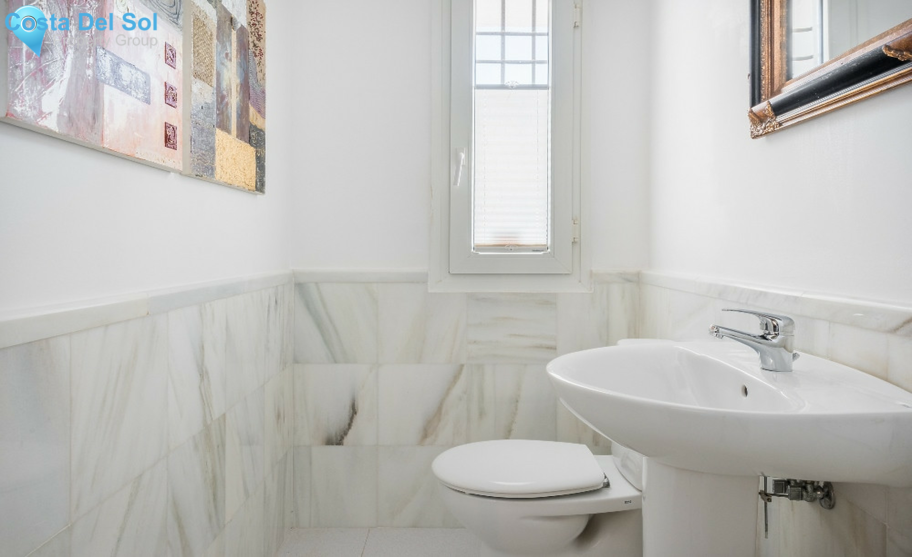 Townhouse in Nueva Andalucía-1370980