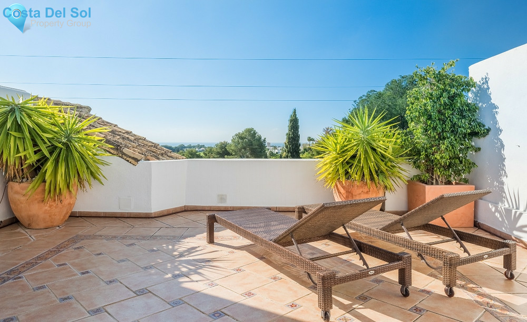 Townhouse in Nueva Andalucía-1370986