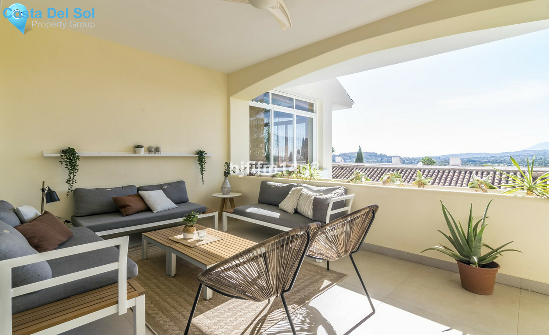 Townhouse in Nueva Andalucía-1437036