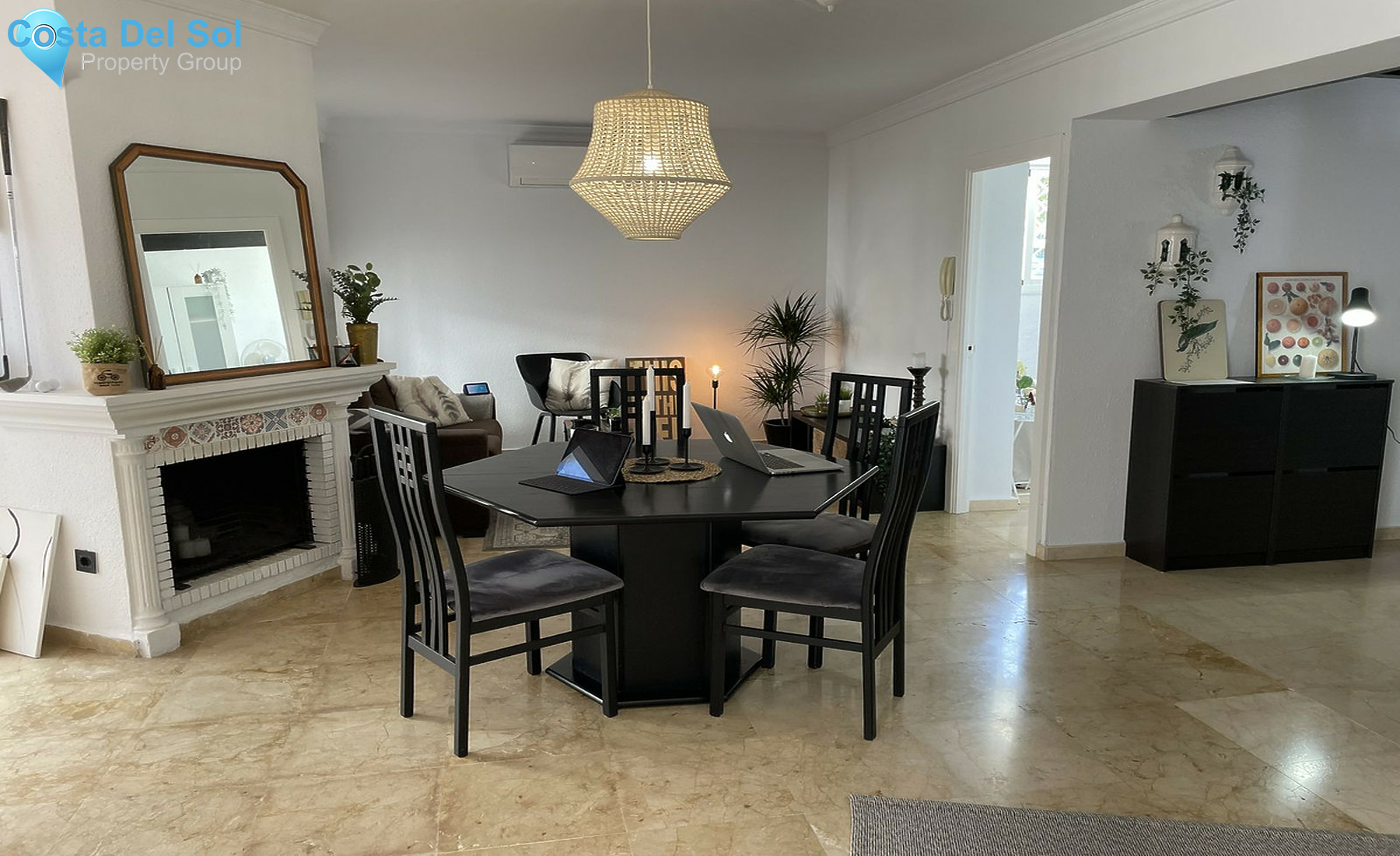 Townhouse in Nueva Andalucía-1453844