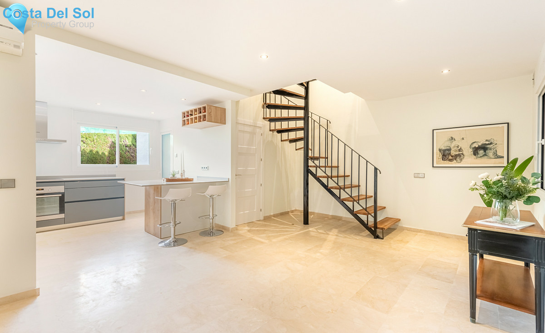 Townhouse in Nueva Andalucía-1455005