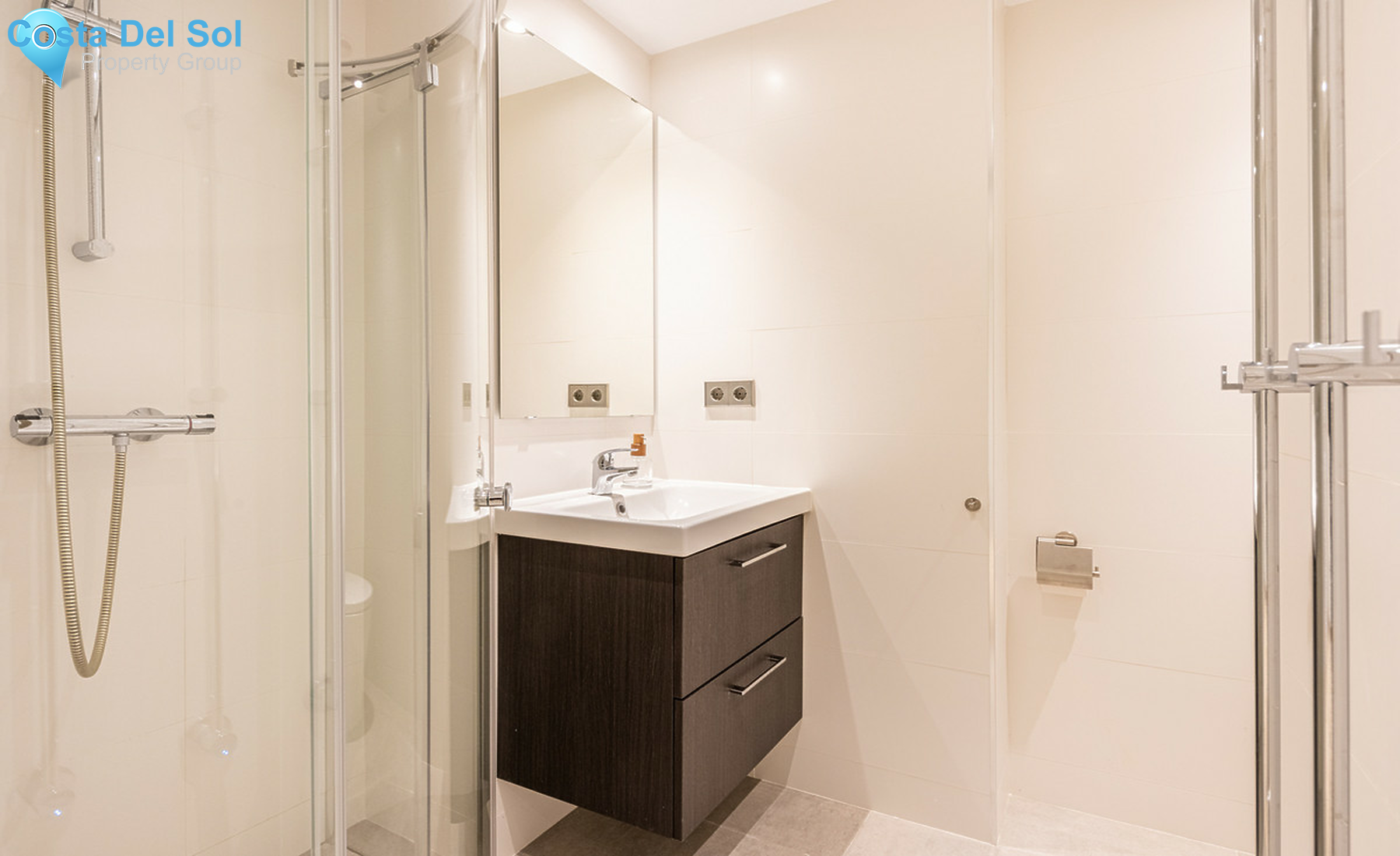 Townhouse in Nueva Andalucía-1455008