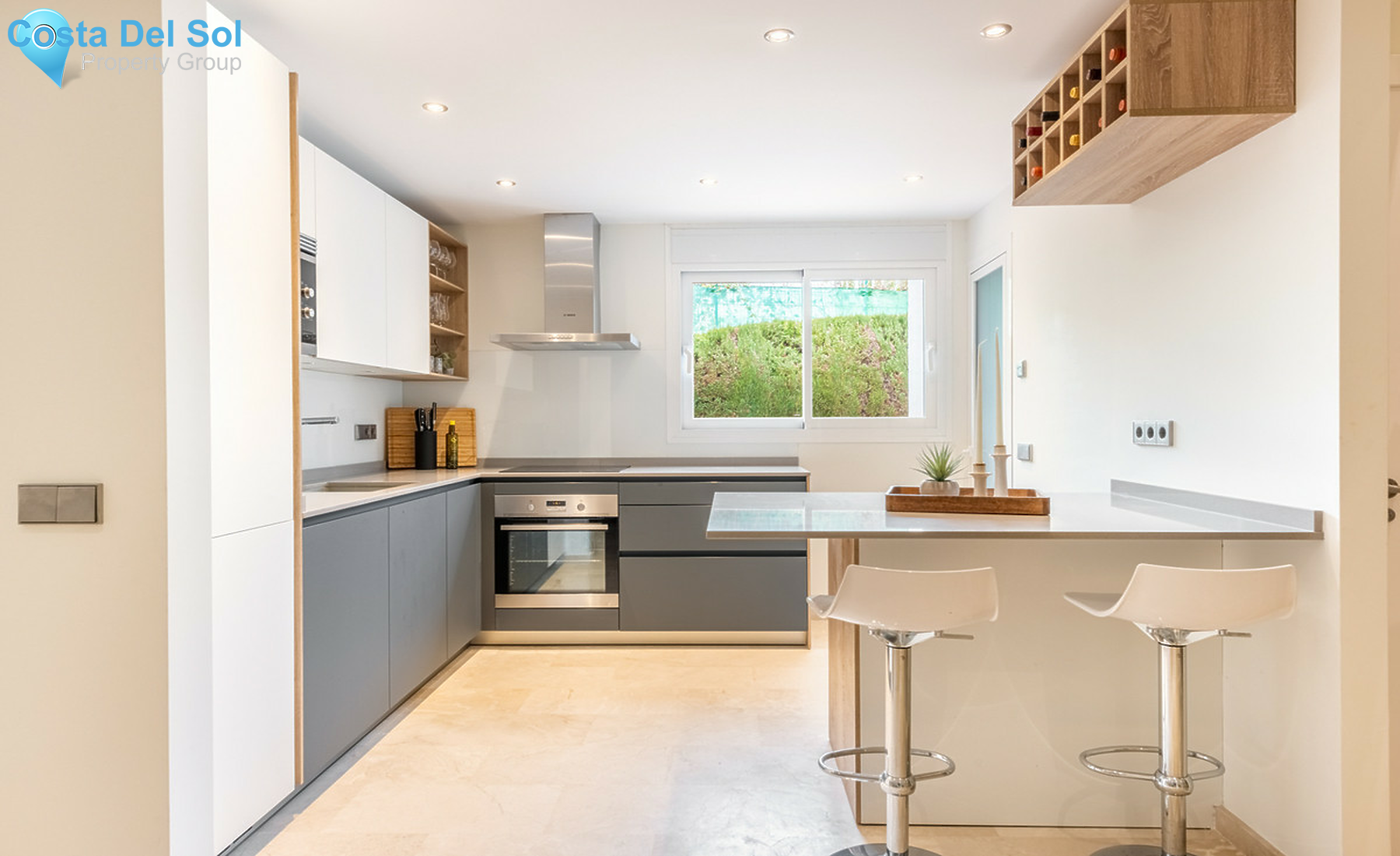 Townhouse in Nueva Andalucía-1454998