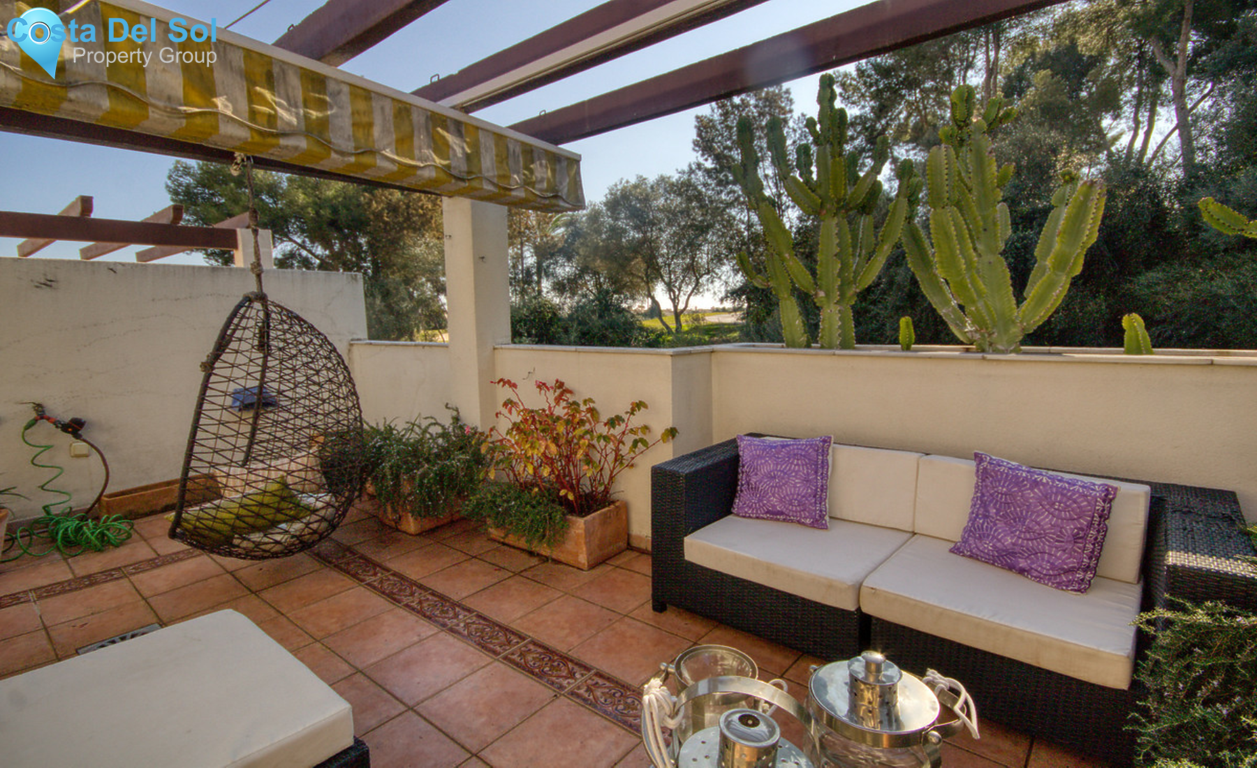 Townhouse in Nueva Andalucía-1455404