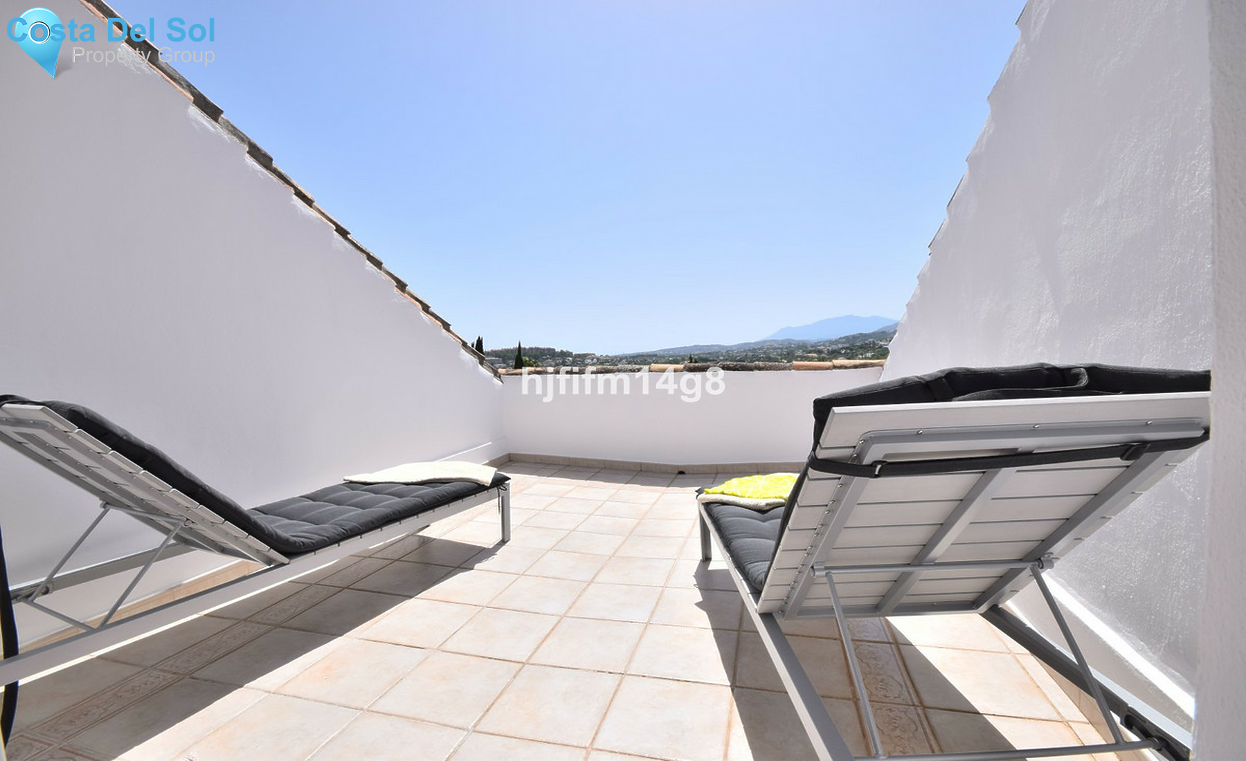 Townhouse in Nueva Andalucía-1459726