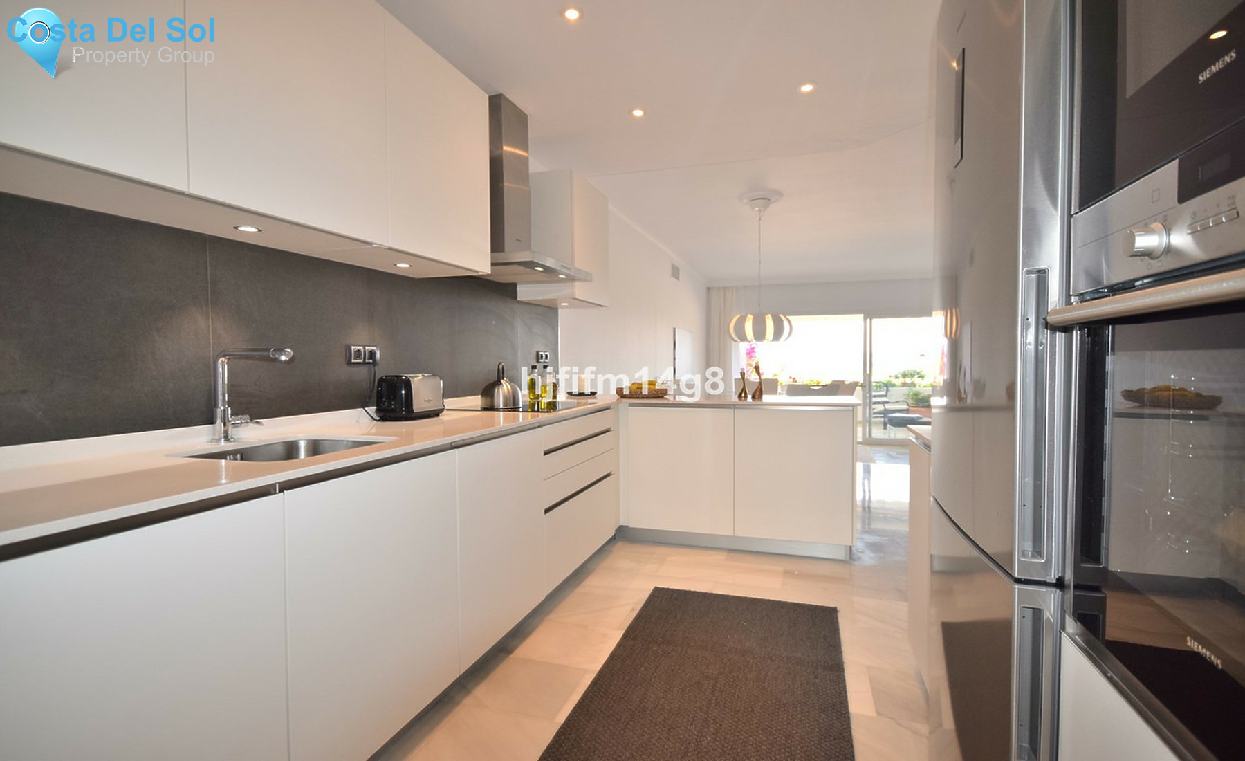 Townhouse in Nueva Andalucía-1459719