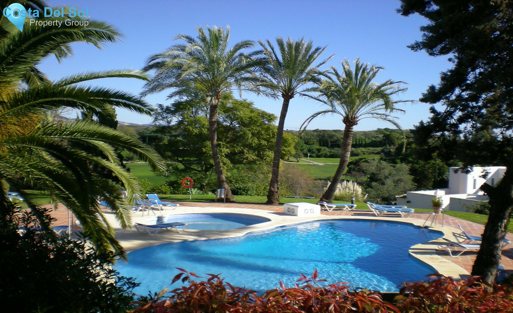 Townhouse in Nueva Andalucía-1476875