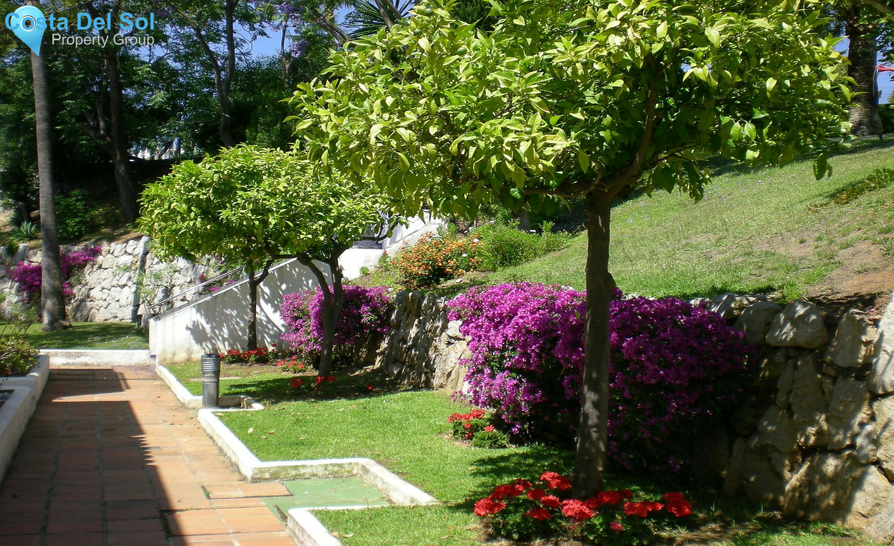 Townhouse in Nueva Andalucía-1476873