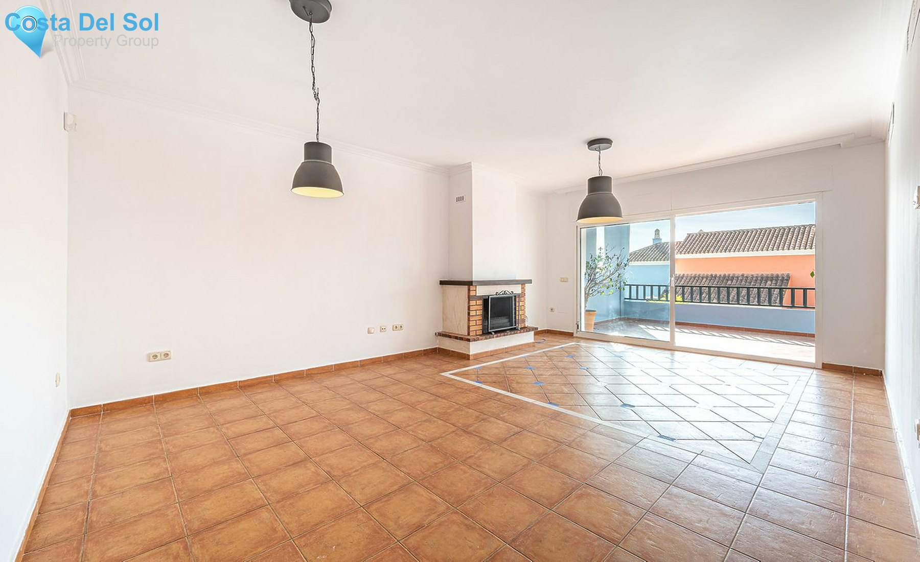 Townhouse in Nueva Andalucía-1479136