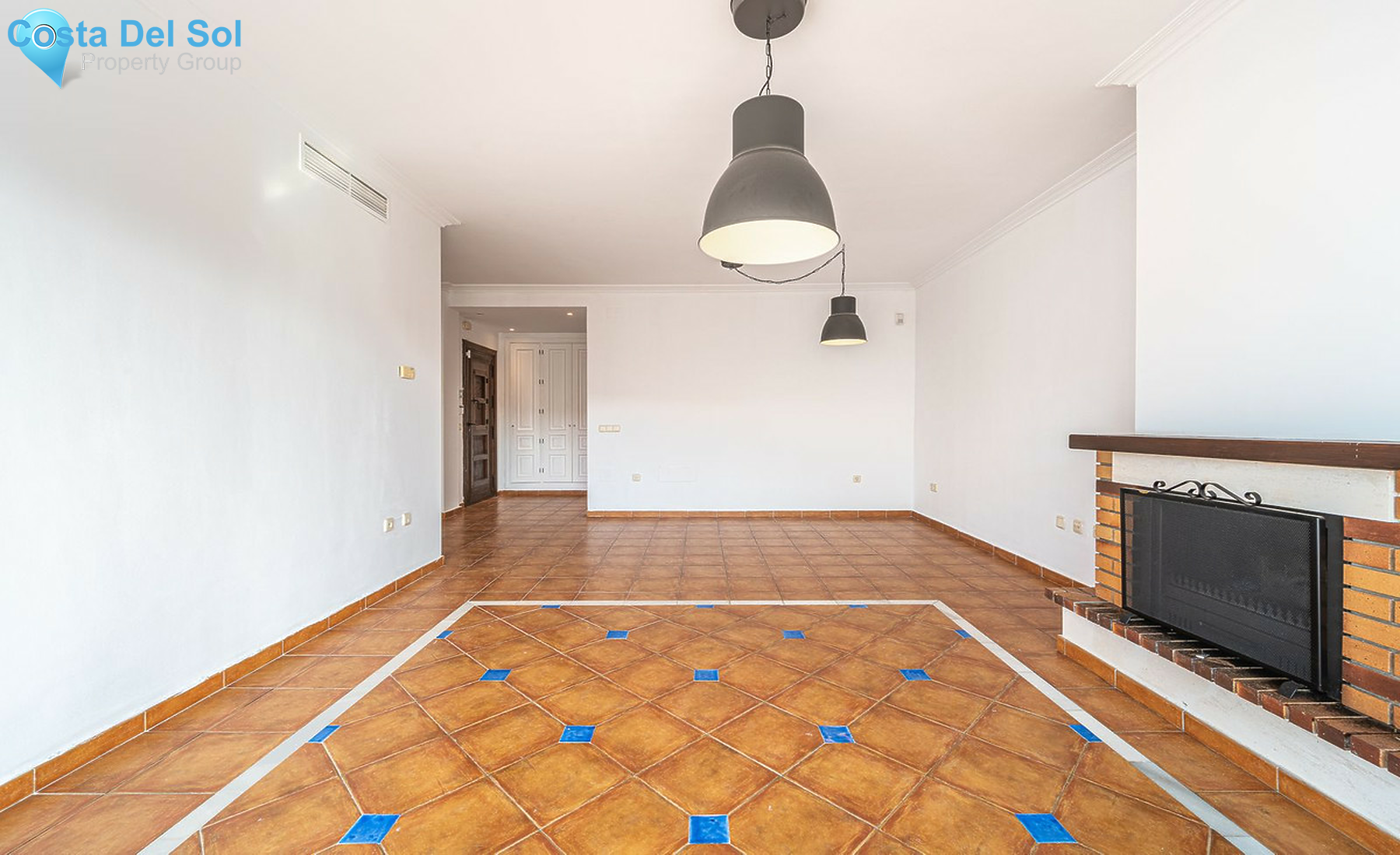 Townhouse in Nueva Andalucía-1479138
