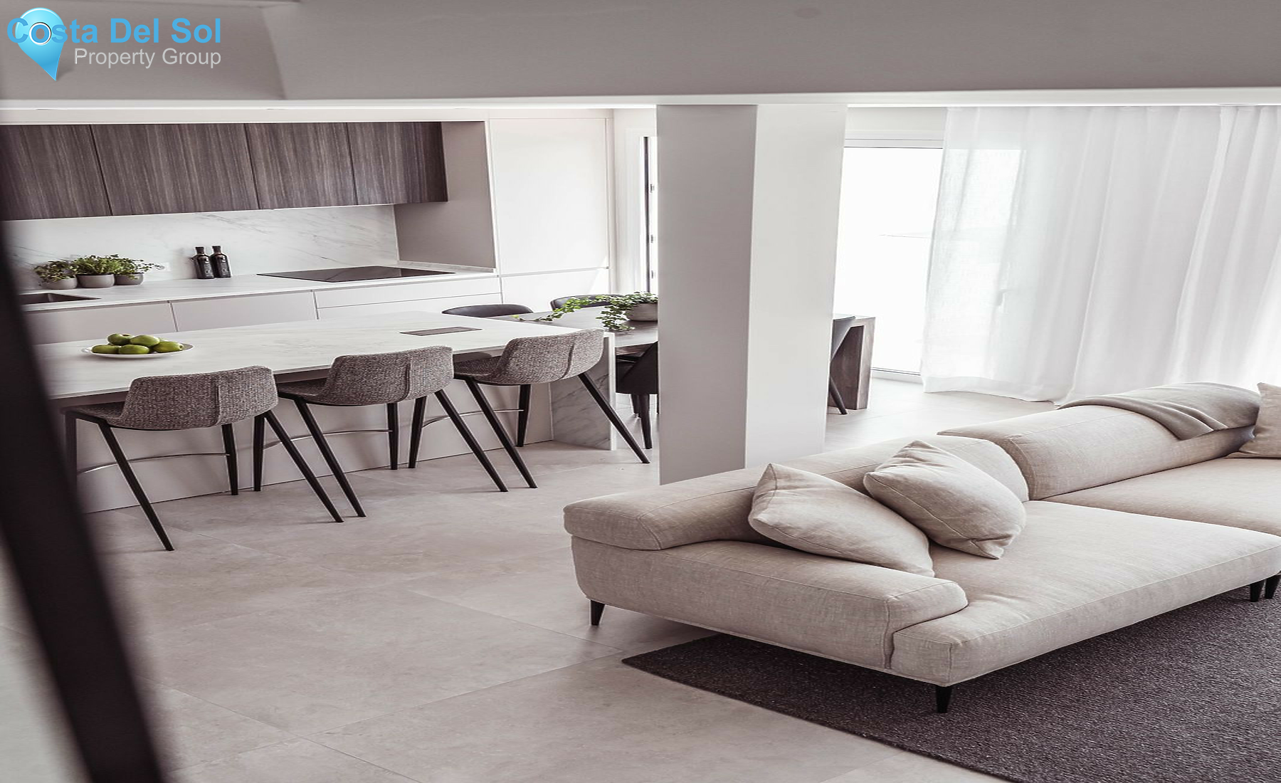 Townhouse in Nueva Andalucía-1511980