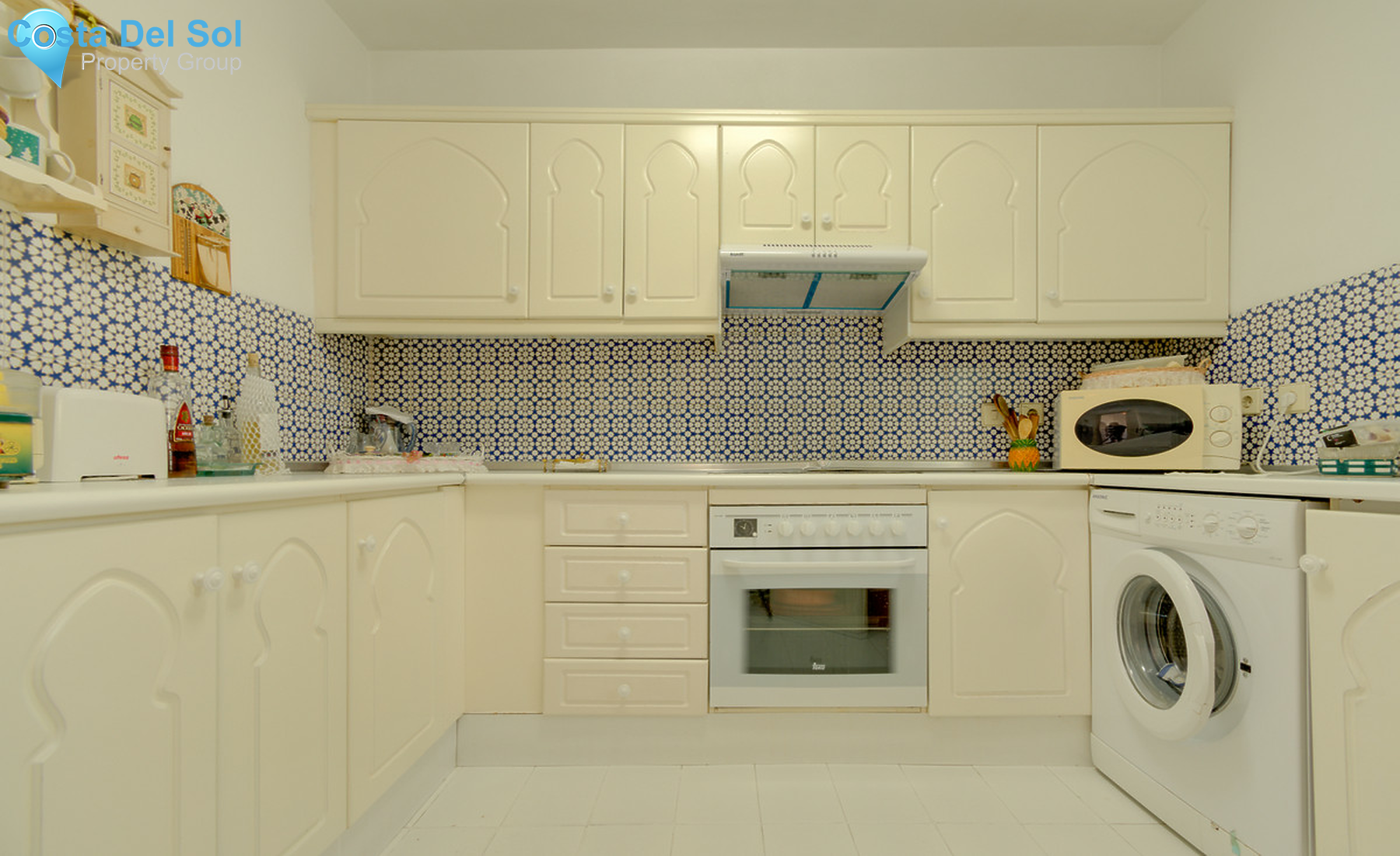 Townhouse in Nueva Andalucía-1535954