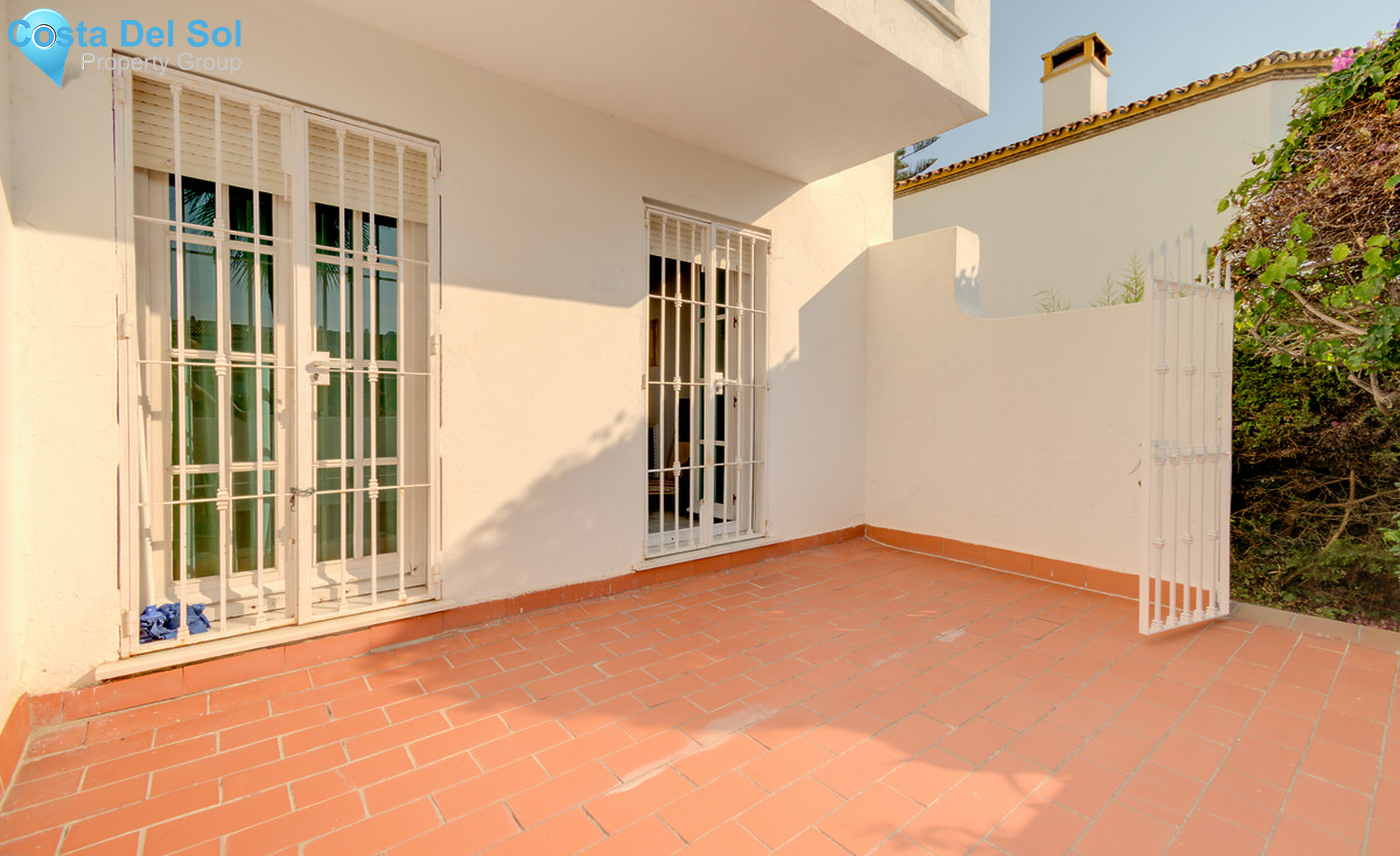 Townhouse in Nueva Andalucía-1535950