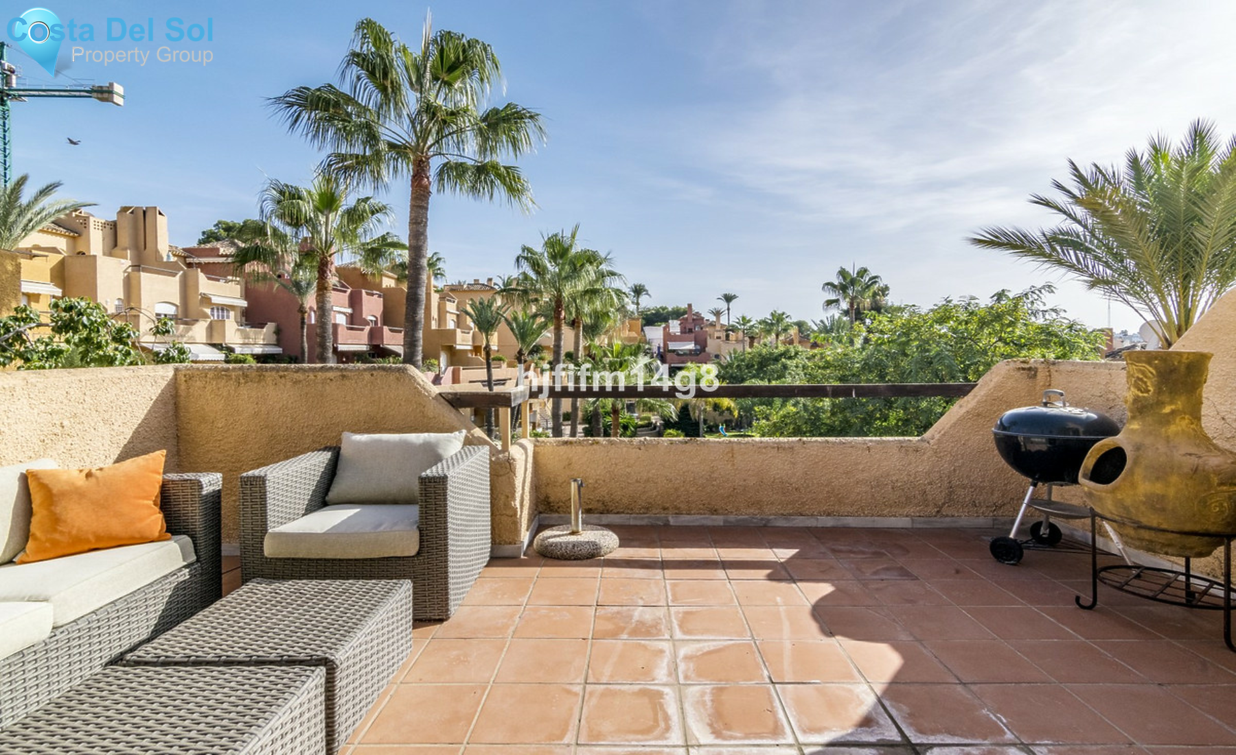 Townhouse in Nueva Andalucía-1544089