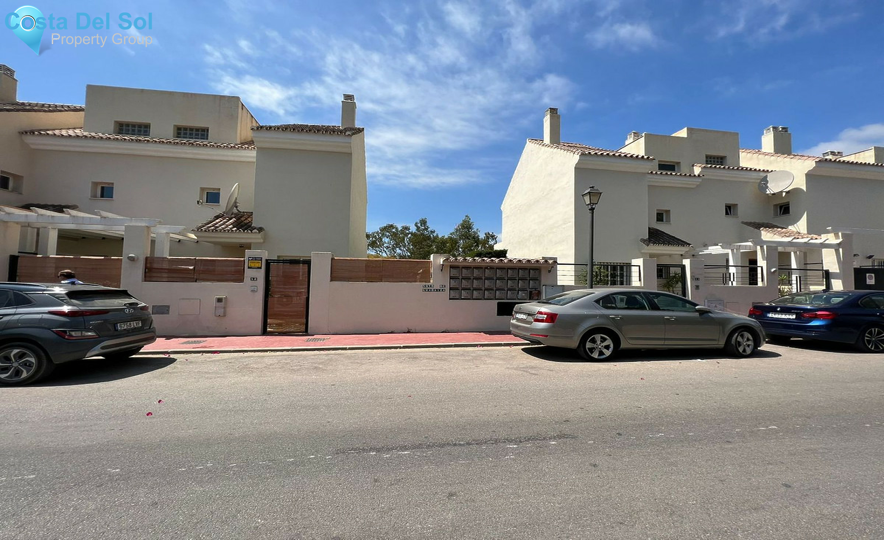 Townhouse in Nueva Andalucía-1558036