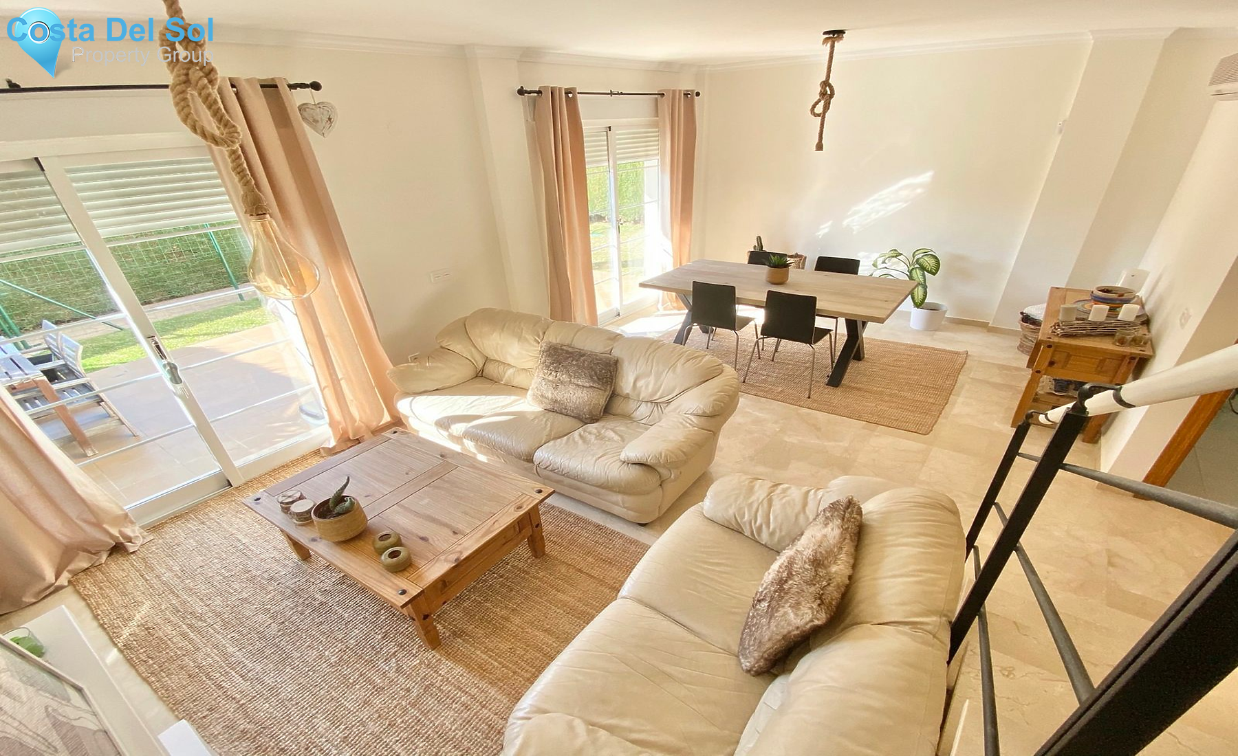 Townhouse in Nueva Andalucía-1190226