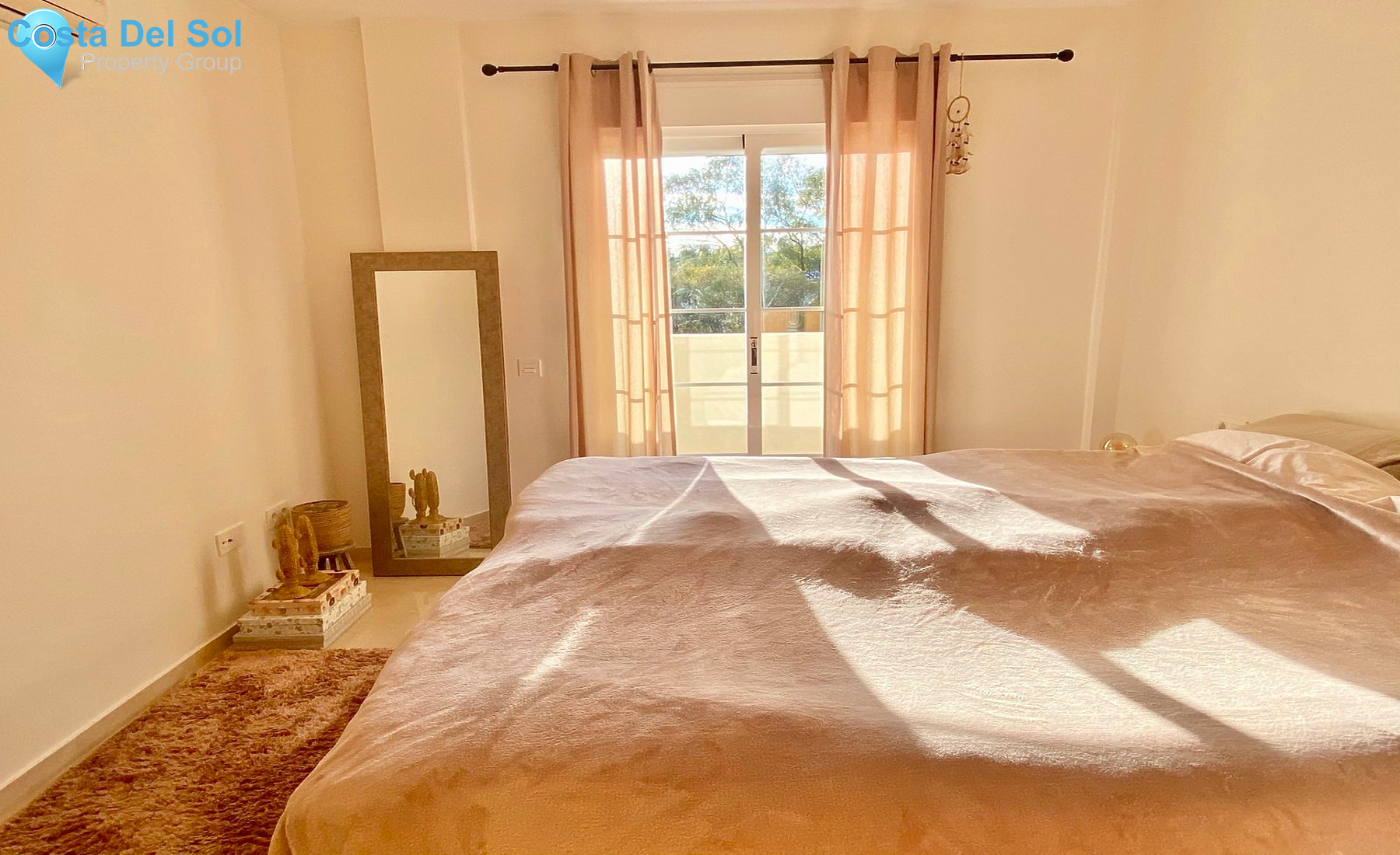 Townhouse in Nueva Andalucía-1190228