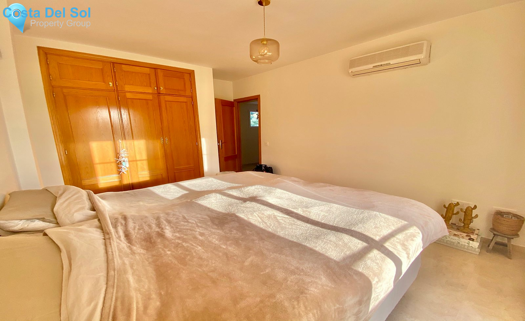 Townhouse in Nueva Andalucía-1190231