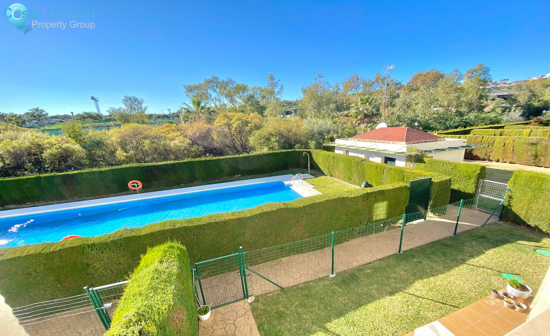 Townhouse in Nueva Andalucía-1190234