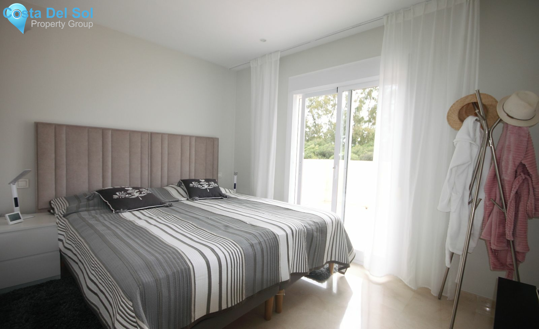 Townhouse in Nueva Andalucía-1468807