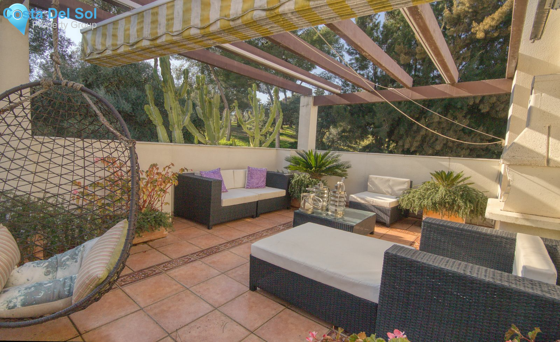 Townhouse in Nueva Andalucía-1470377