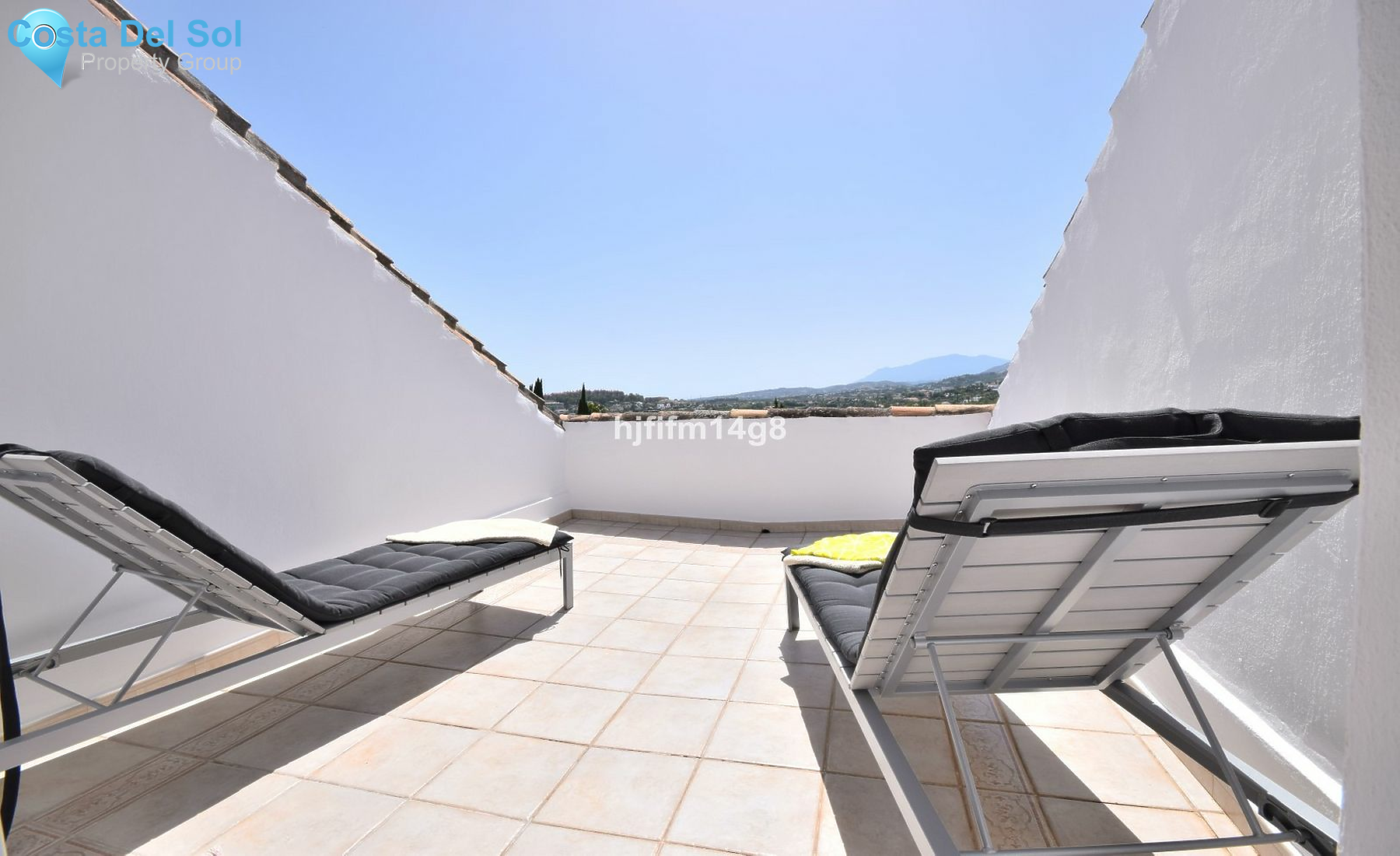 Townhouse in Nueva Andalucía-1472691