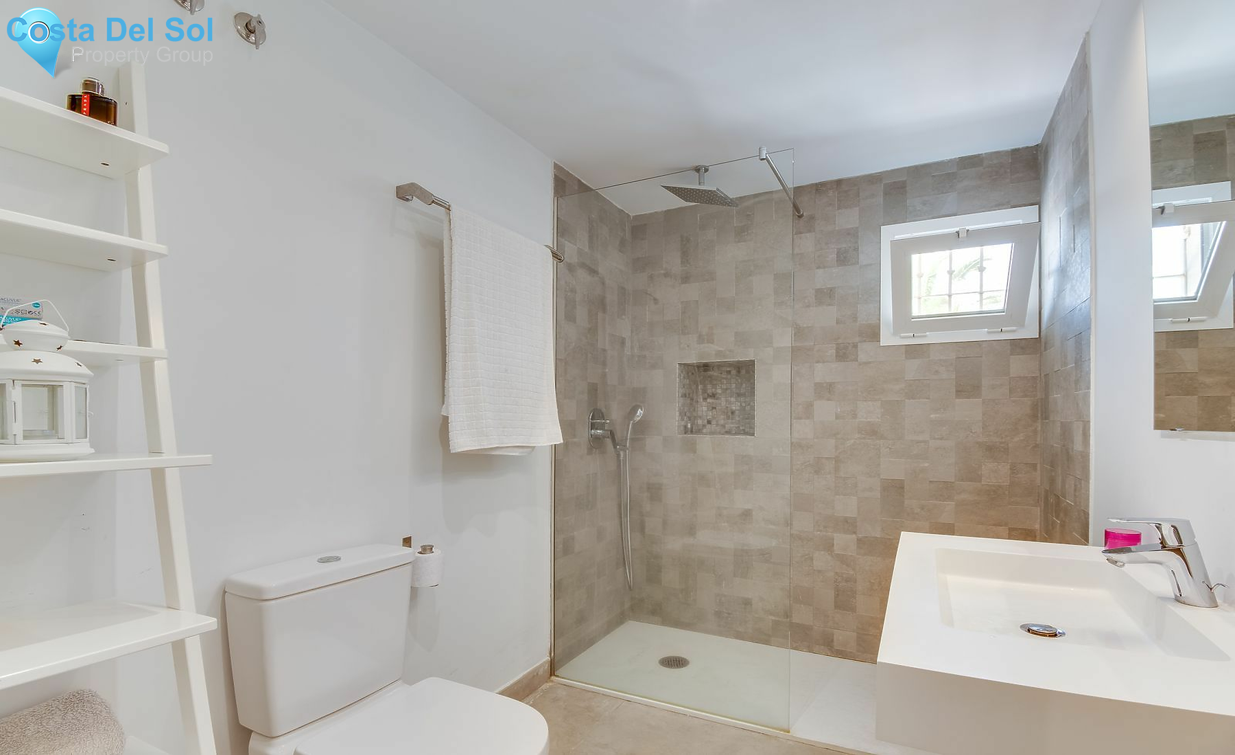 Townhouse in Nueva Andalucía-1483313