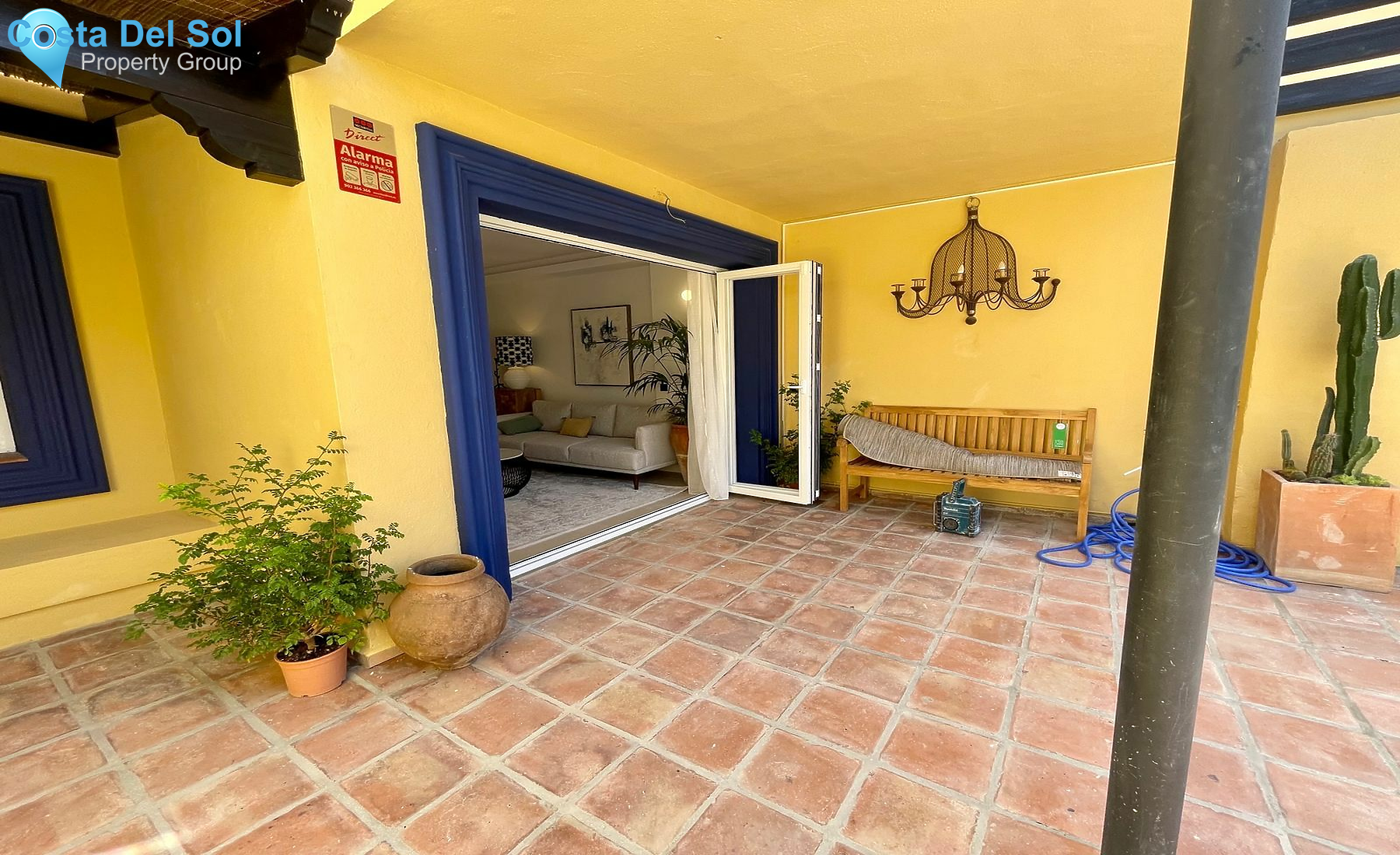 Townhouse in Nueva Andalucía-1513482