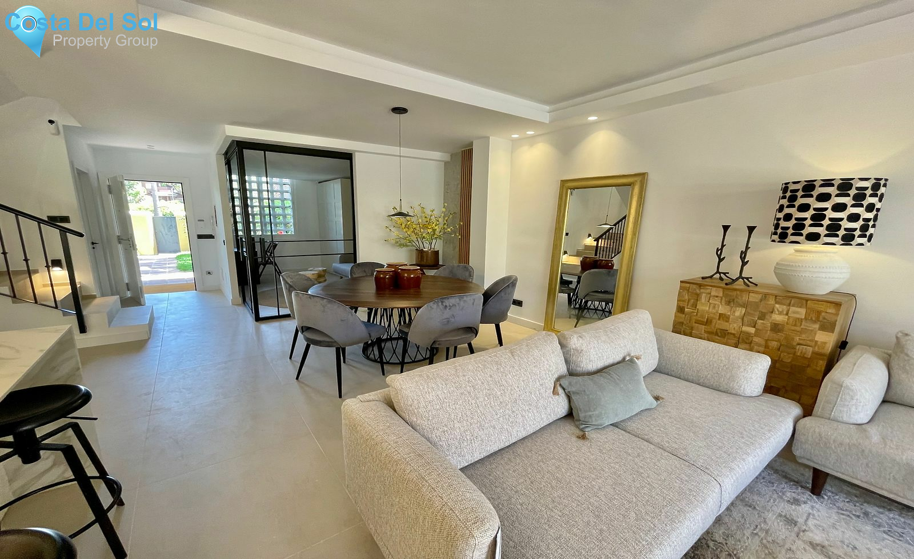 Townhouse in Nueva Andalucía-1513471