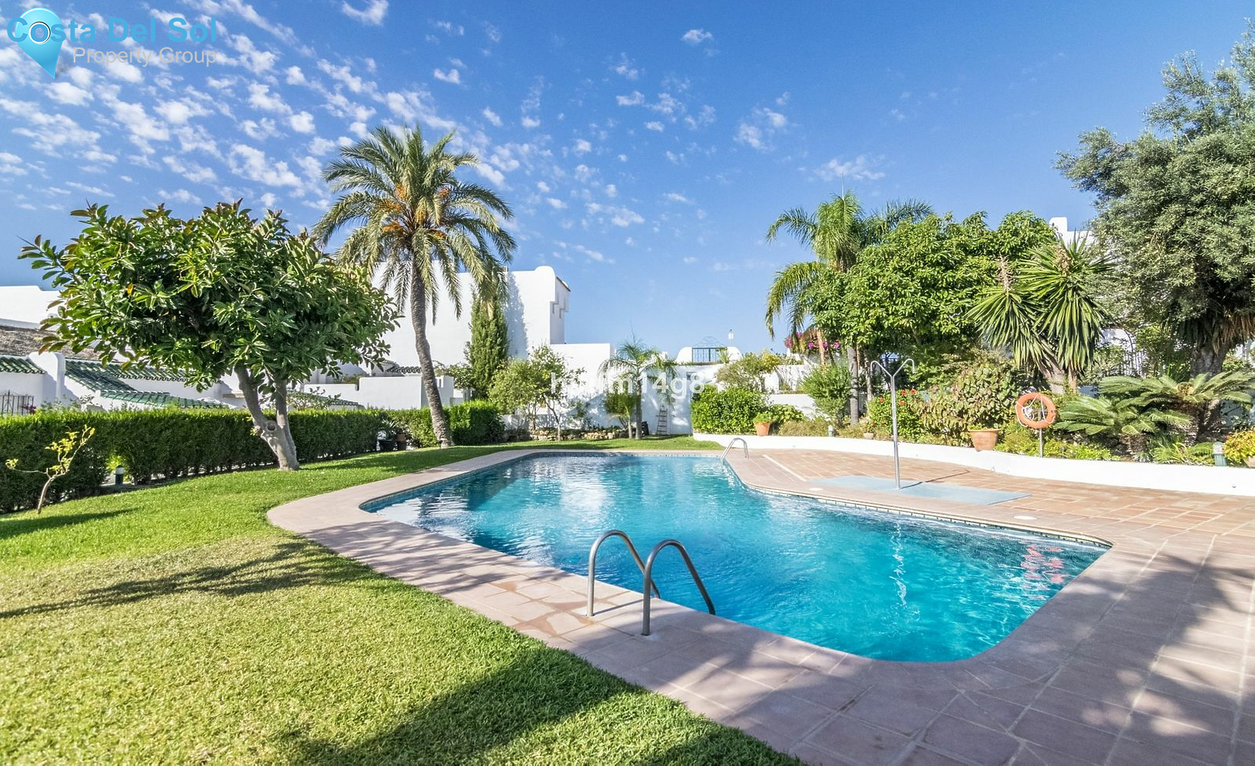 Townhouse in Nueva Andalucía-1517084