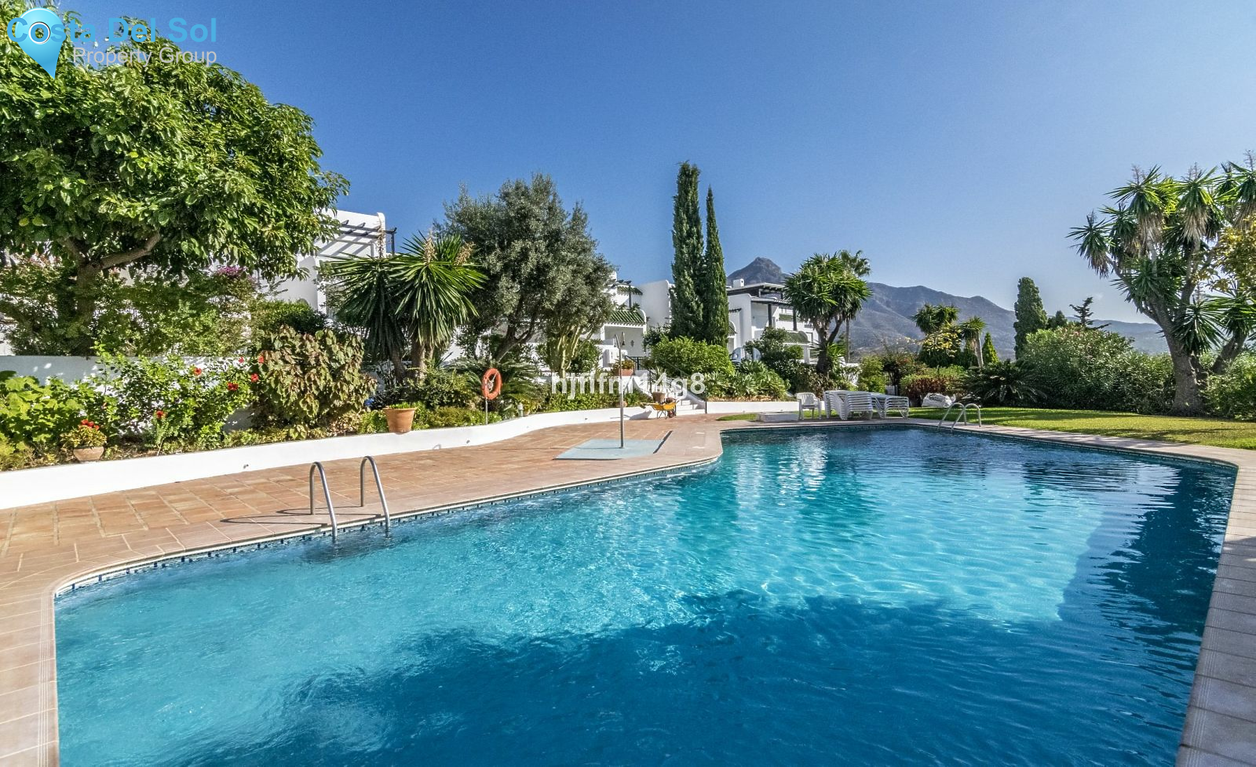 Townhouse in Nueva Andalucía-1517086