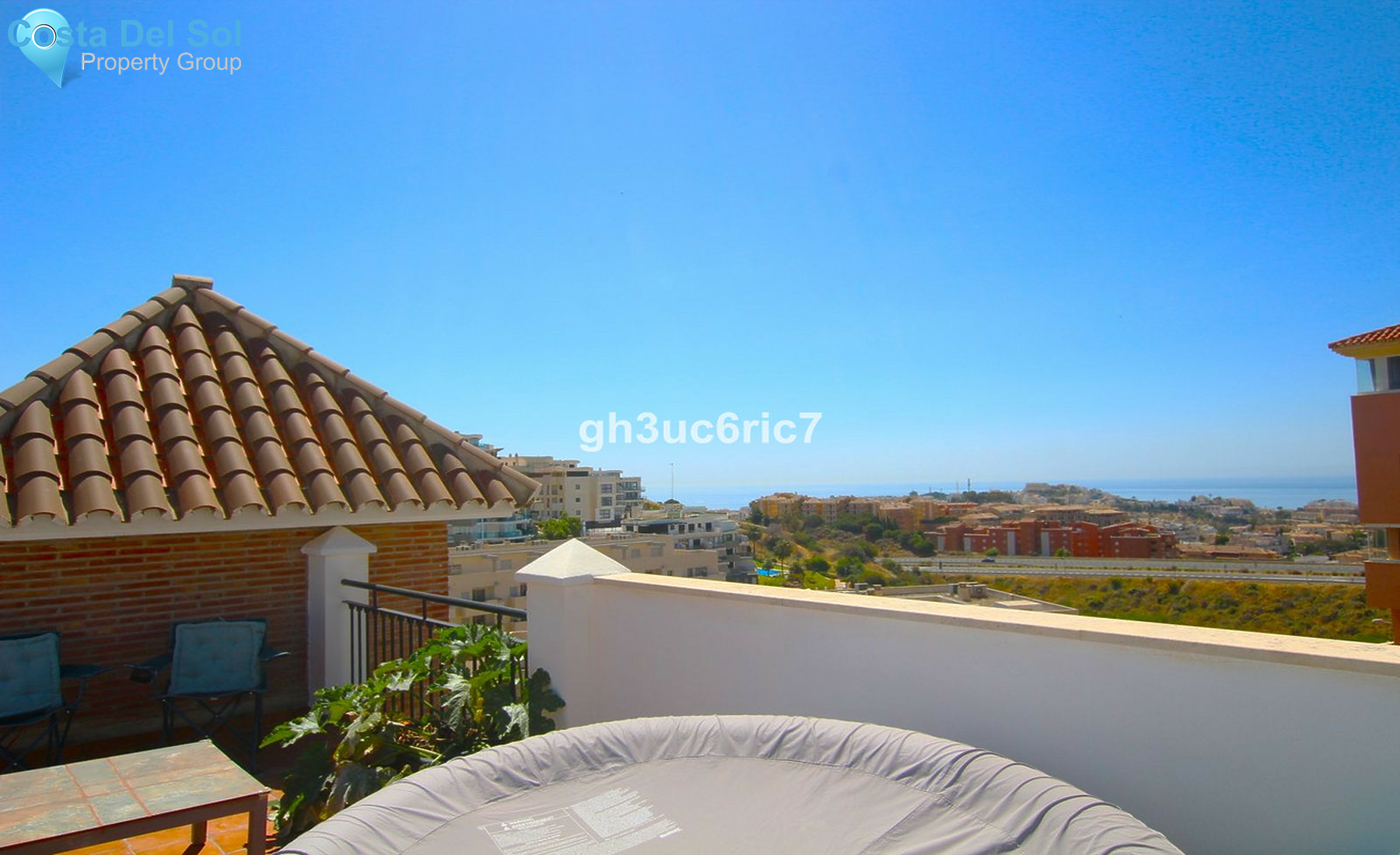 Townhouse in Riviera del Sol-1267007