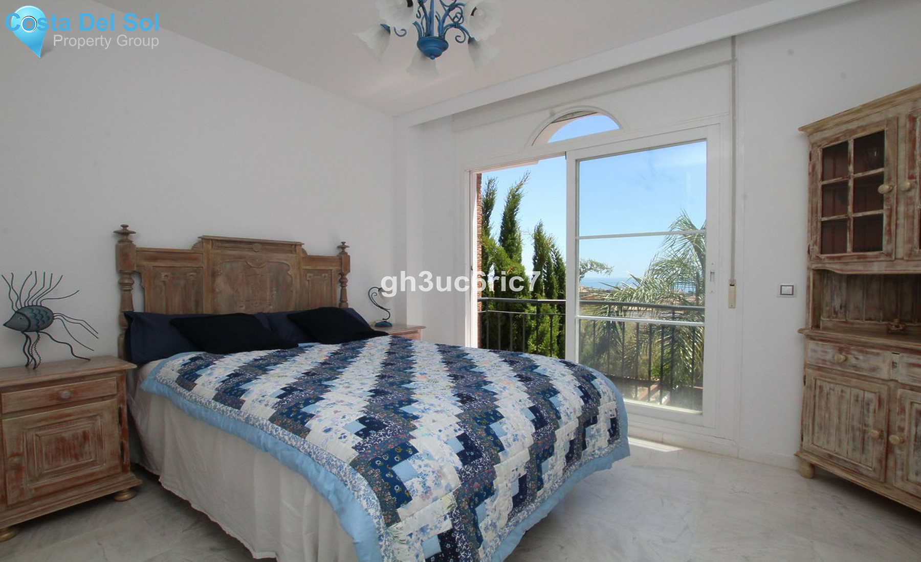 Townhouse in Riviera del Sol-1267024