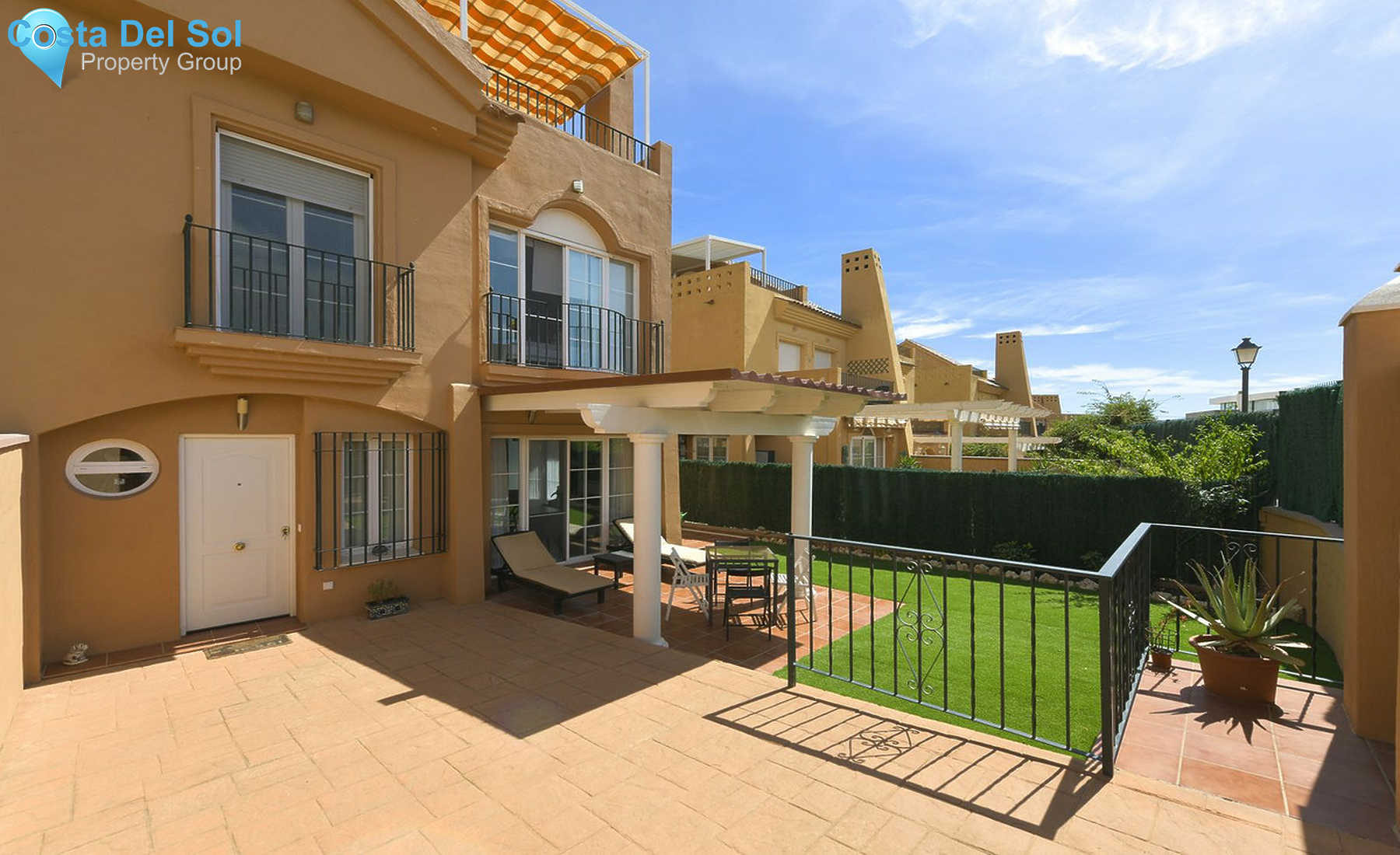Townhouse in Riviera del Sol-1404435