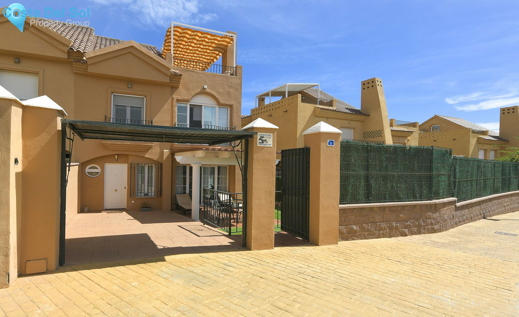 Townhouse in Riviera del Sol-1404437