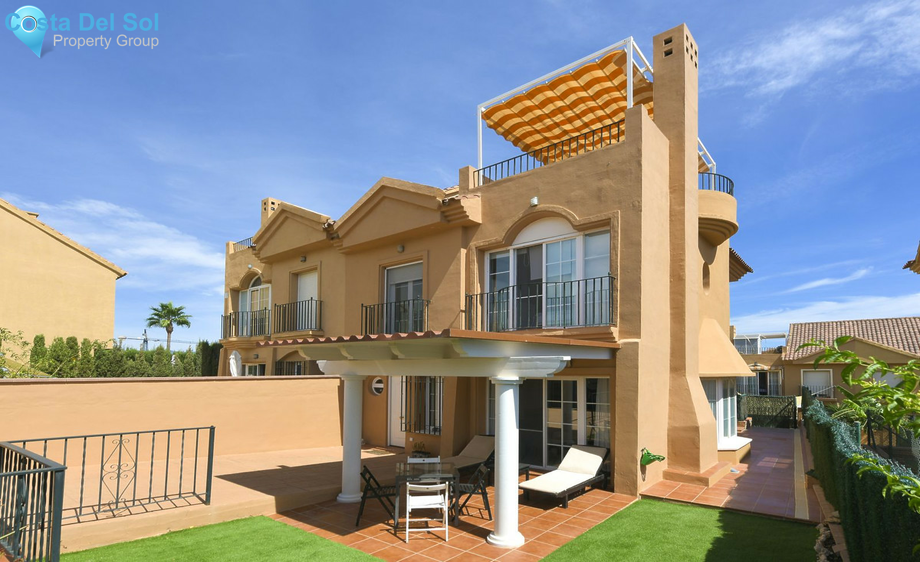 Townhouse in Riviera del Sol-1404423