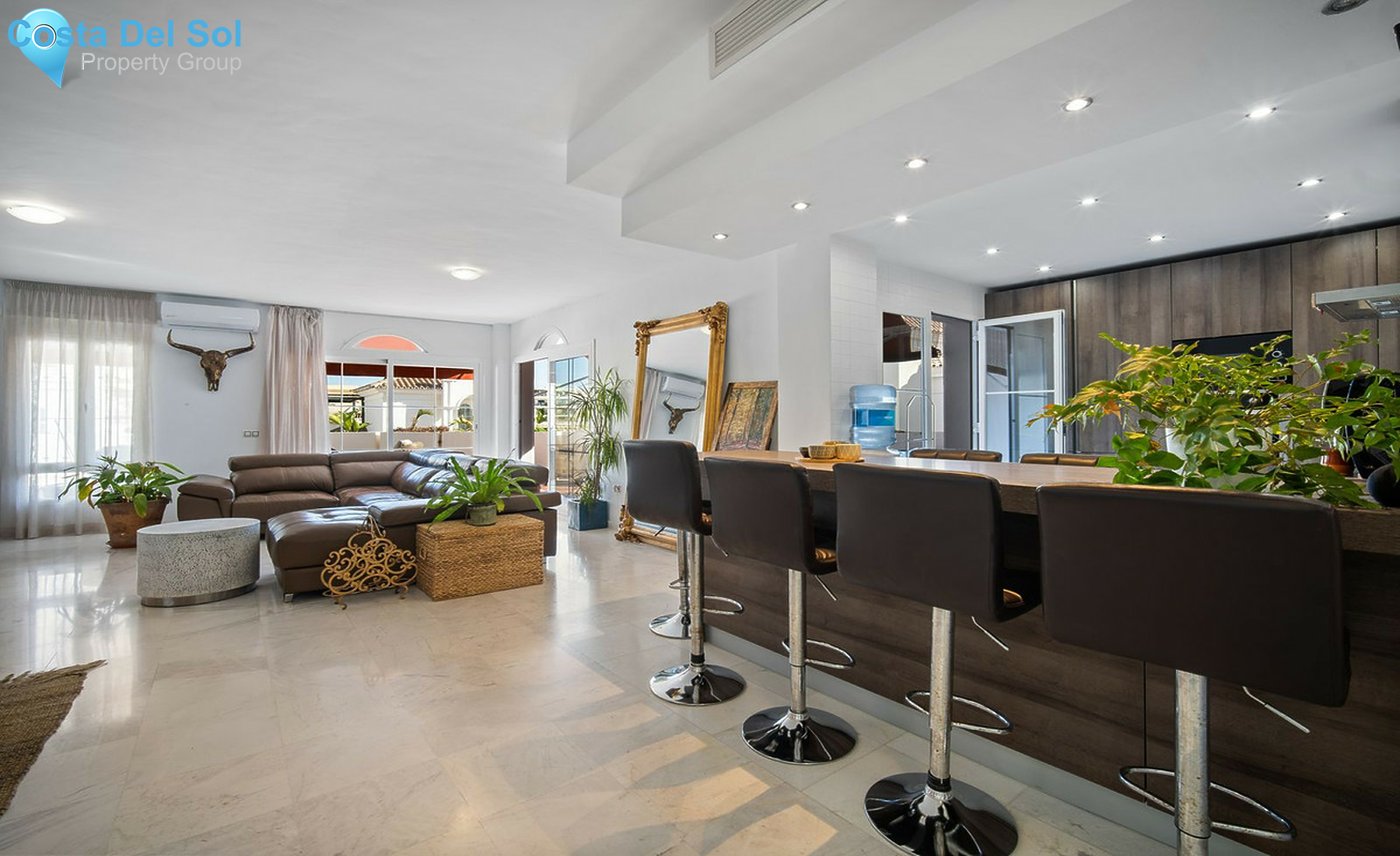 Townhouse in Riviera del Sol-1527794